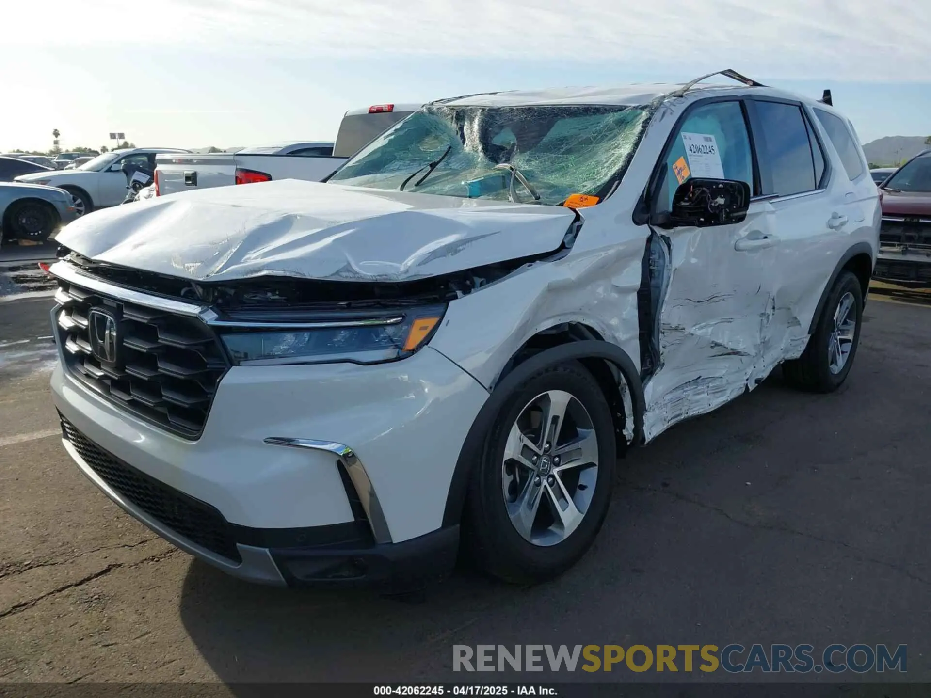 6 Photograph of a damaged car 5FNYG1H47SB022206 HONDA PILOT 2025