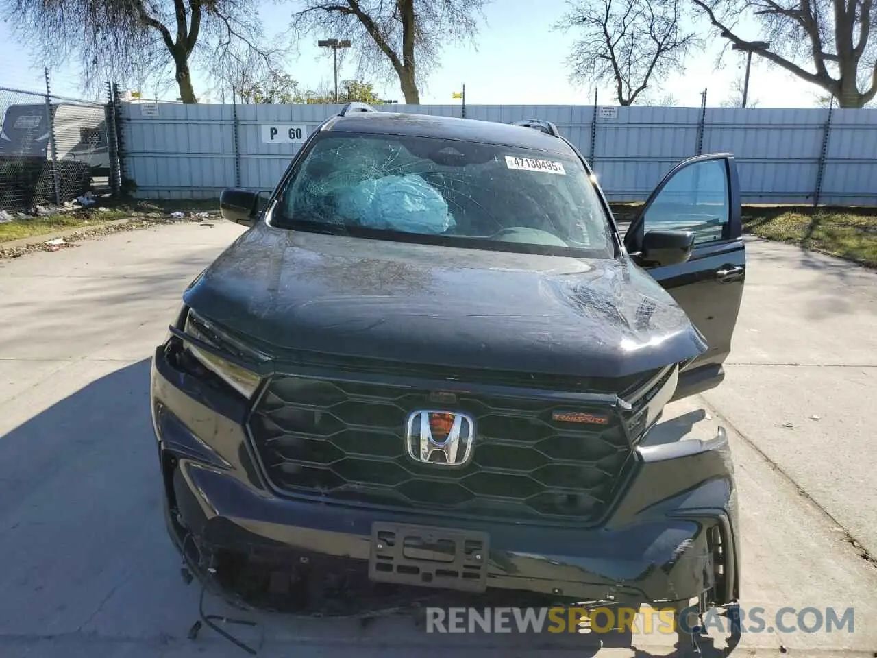 5 Photograph of a damaged car 5FNYG1H61SB036233 HONDA PILOT 2025