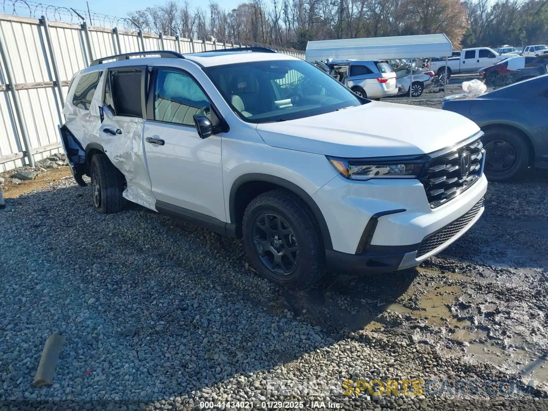 1 Фотография поврежденного автомобиля 5FNYG1H63SB051817 HONDA PILOT 2025