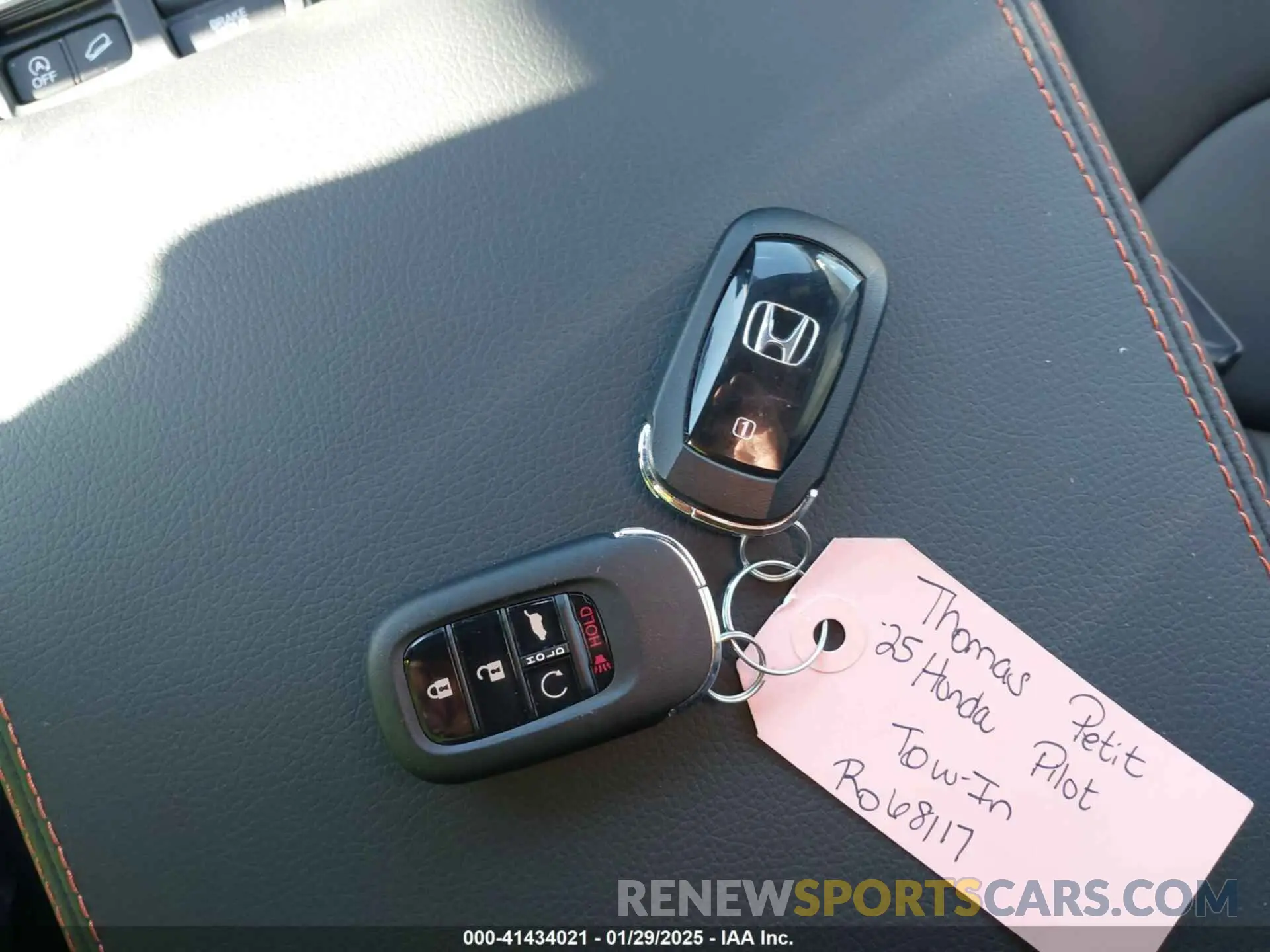 11 Фотография поврежденного автомобиля 5FNYG1H63SB051817 HONDA PILOT 2025