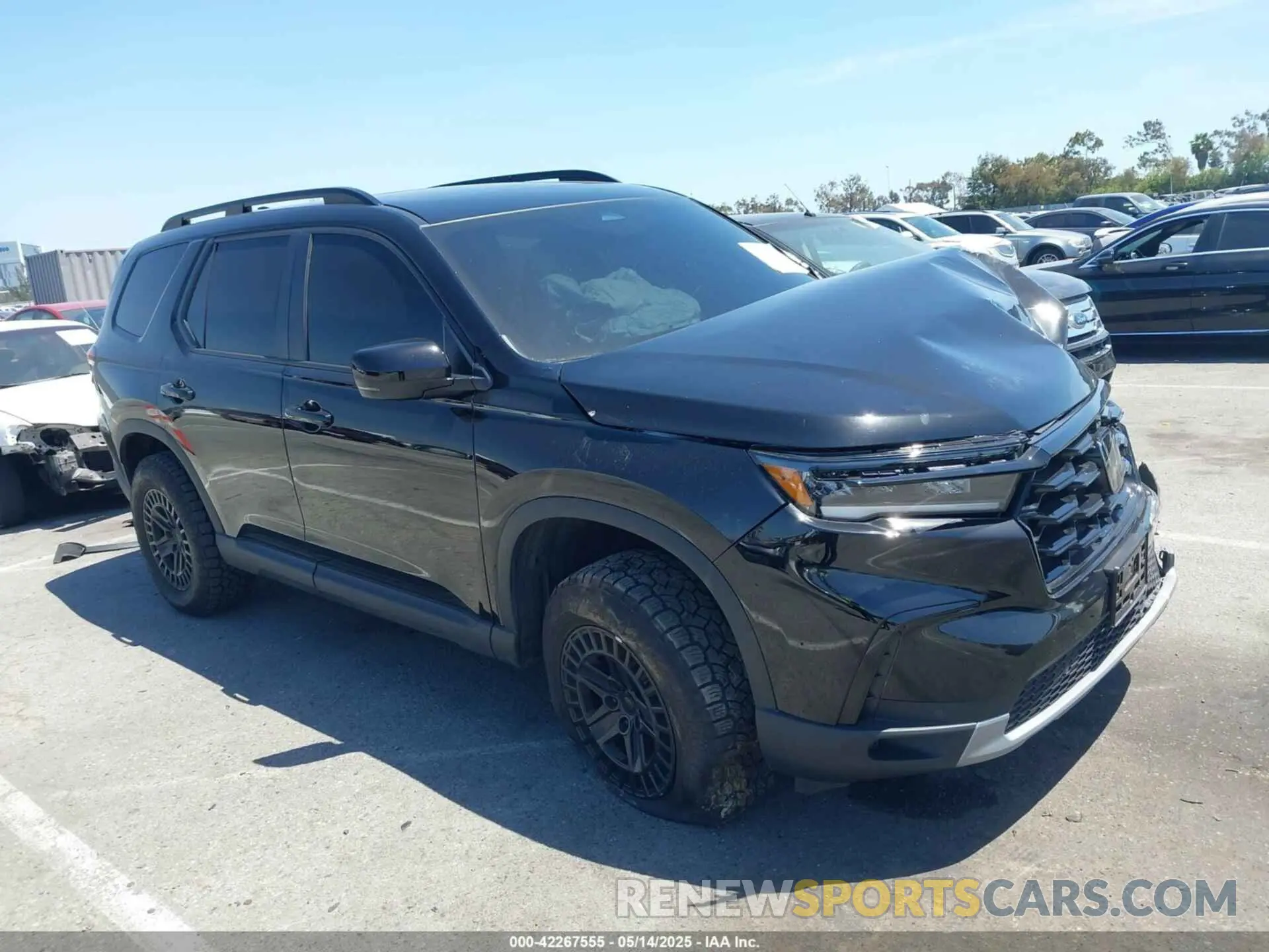 1 Photograph of a damaged car 5FNYG1H68SB077166 HONDA PILOT 2025