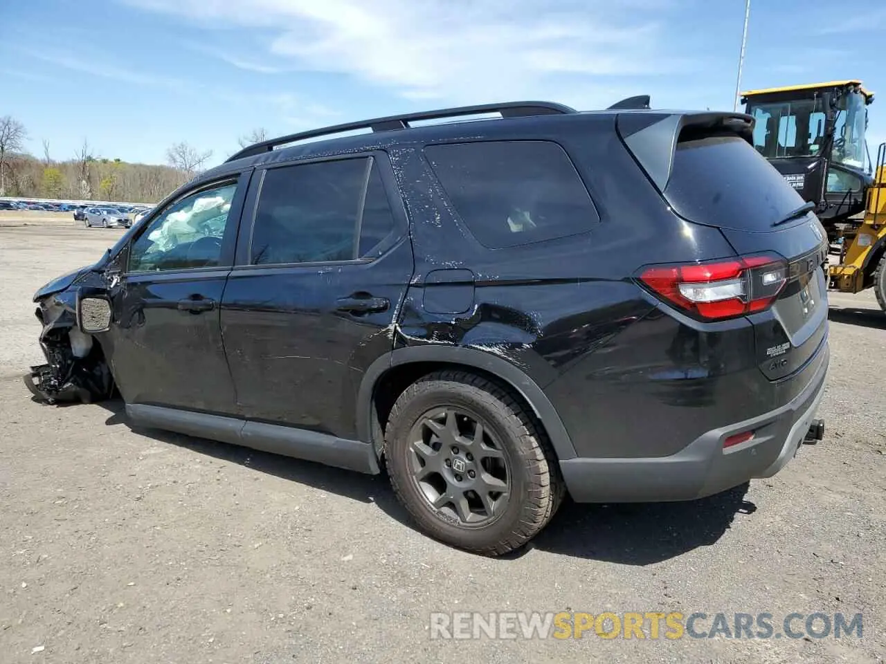 2 Photograph of a damaged car 5FNYG1H6XSB053824 HONDA PILOT 2025