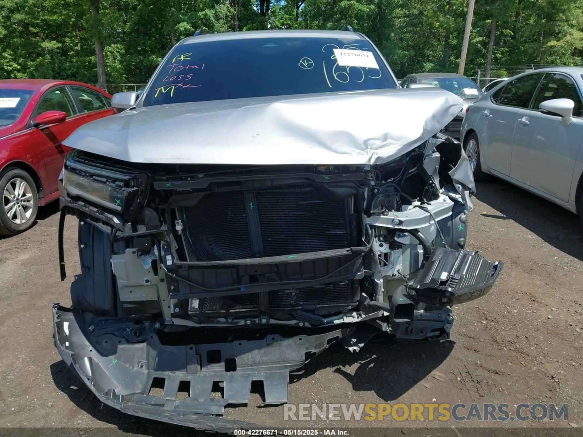 12 Photograph of a damaged car 5FNYG1H73SB026649 HONDA PILOT 2025
