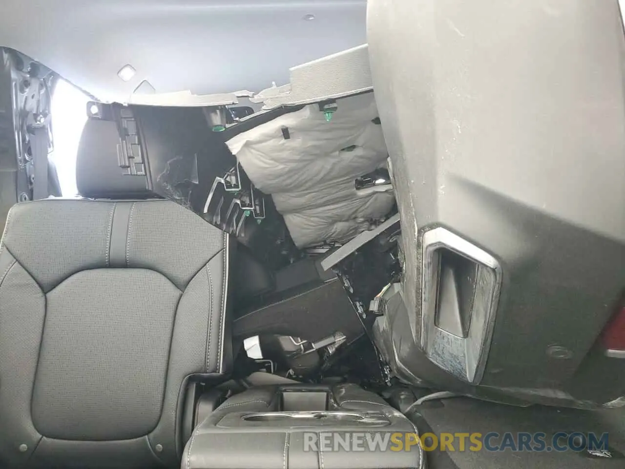 10 Фотография поврежденного автомобиля 5FNYG1H80SB070312 HONDA PILOT 2025