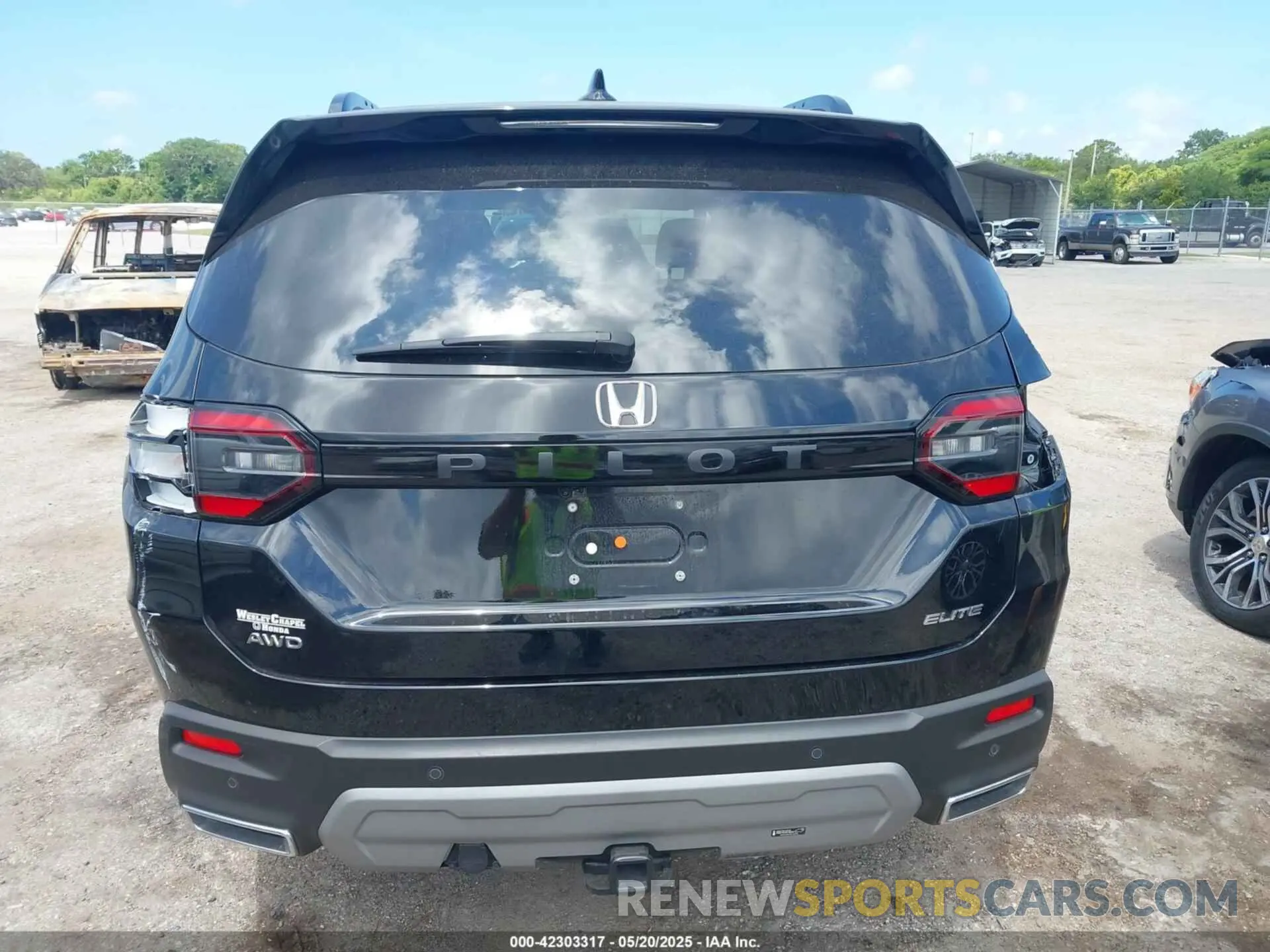17 Фотография поврежденного автомобиля 5FNYG1H83SB039166 HONDA PILOT 2025