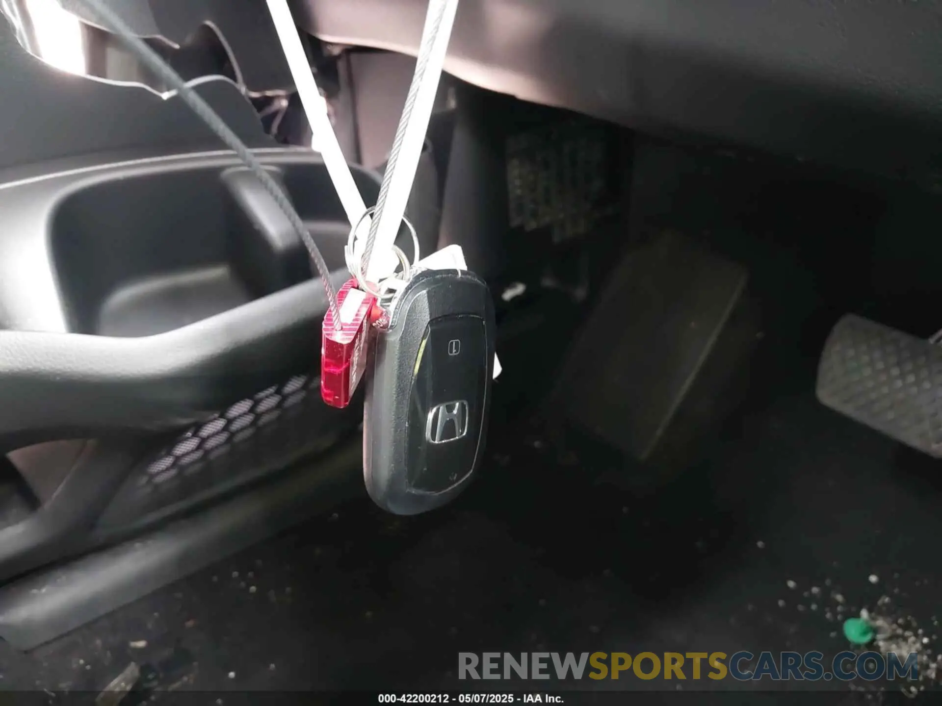 11 Photograph of a damaged car 5FNYG1H87SB025397 HONDA PILOT 2025