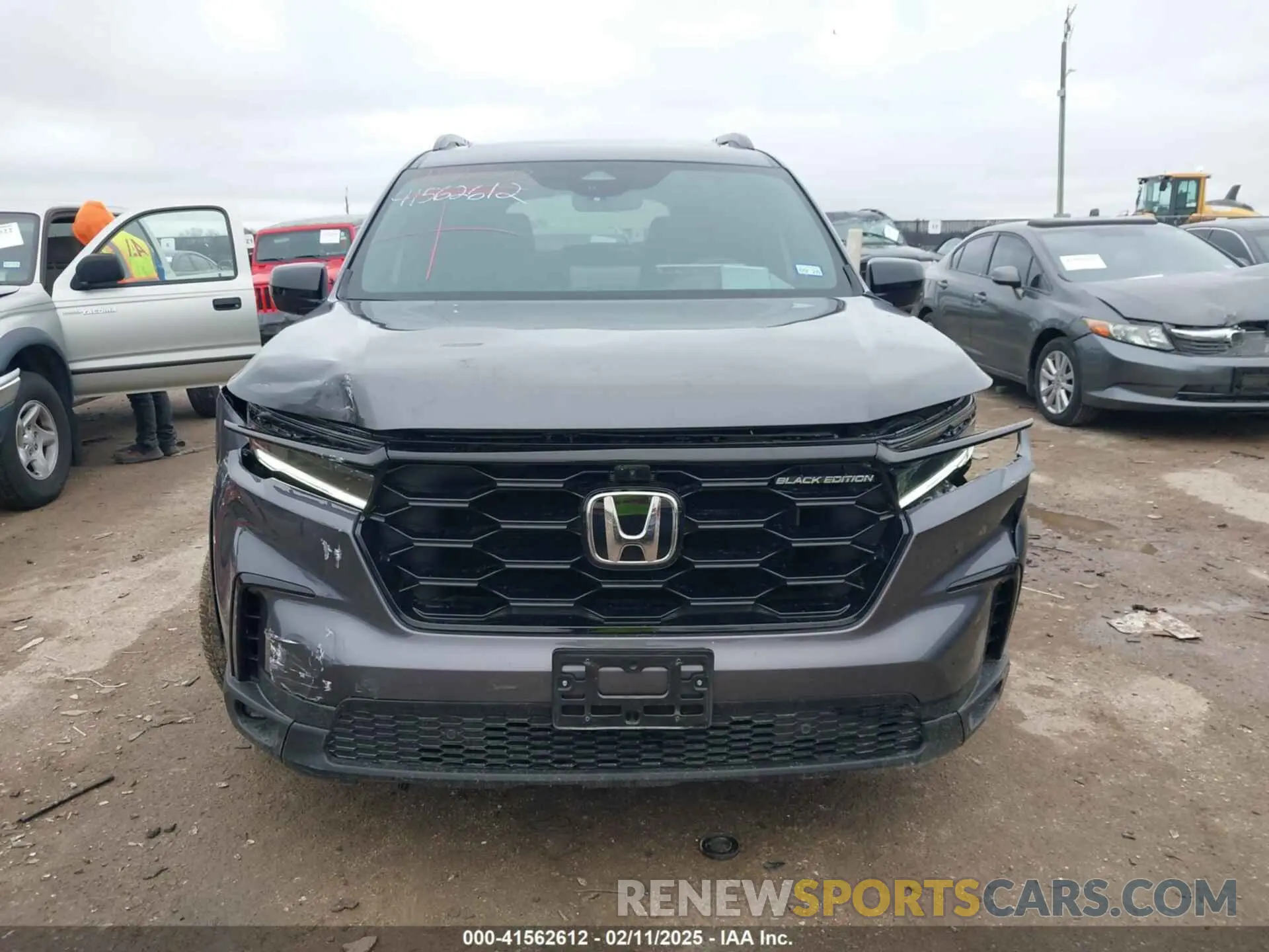 13 Фотография поврежденного автомобиля 5FNYG1H95SB040182 HONDA PILOT 2025