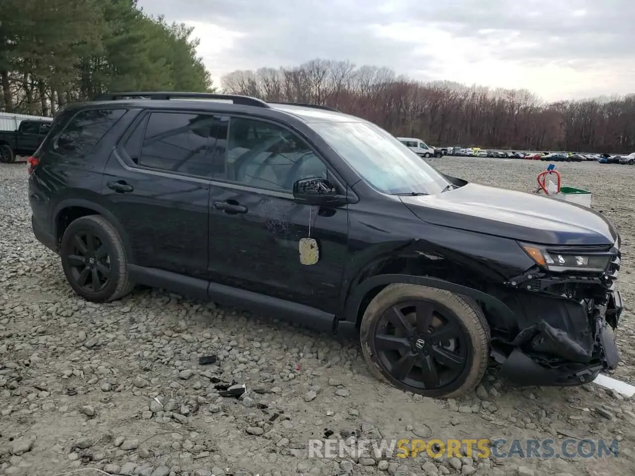 4 Photograph of a damaged car 5FNYG1H9XSB038959 HONDA PILOT 2025