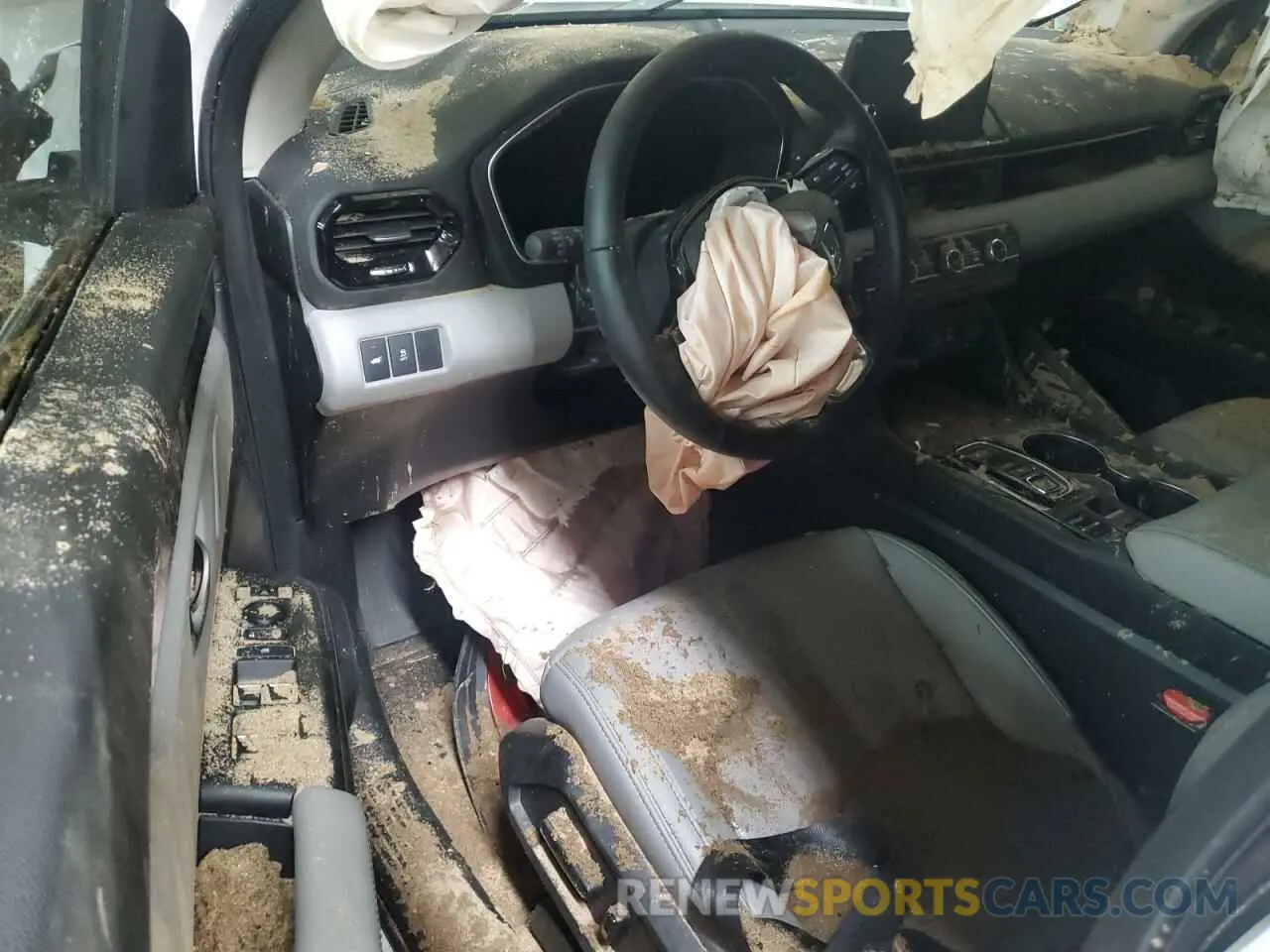8 Photograph of a damaged car 5FNYG2H42SB018358 HONDA PILOT 2025