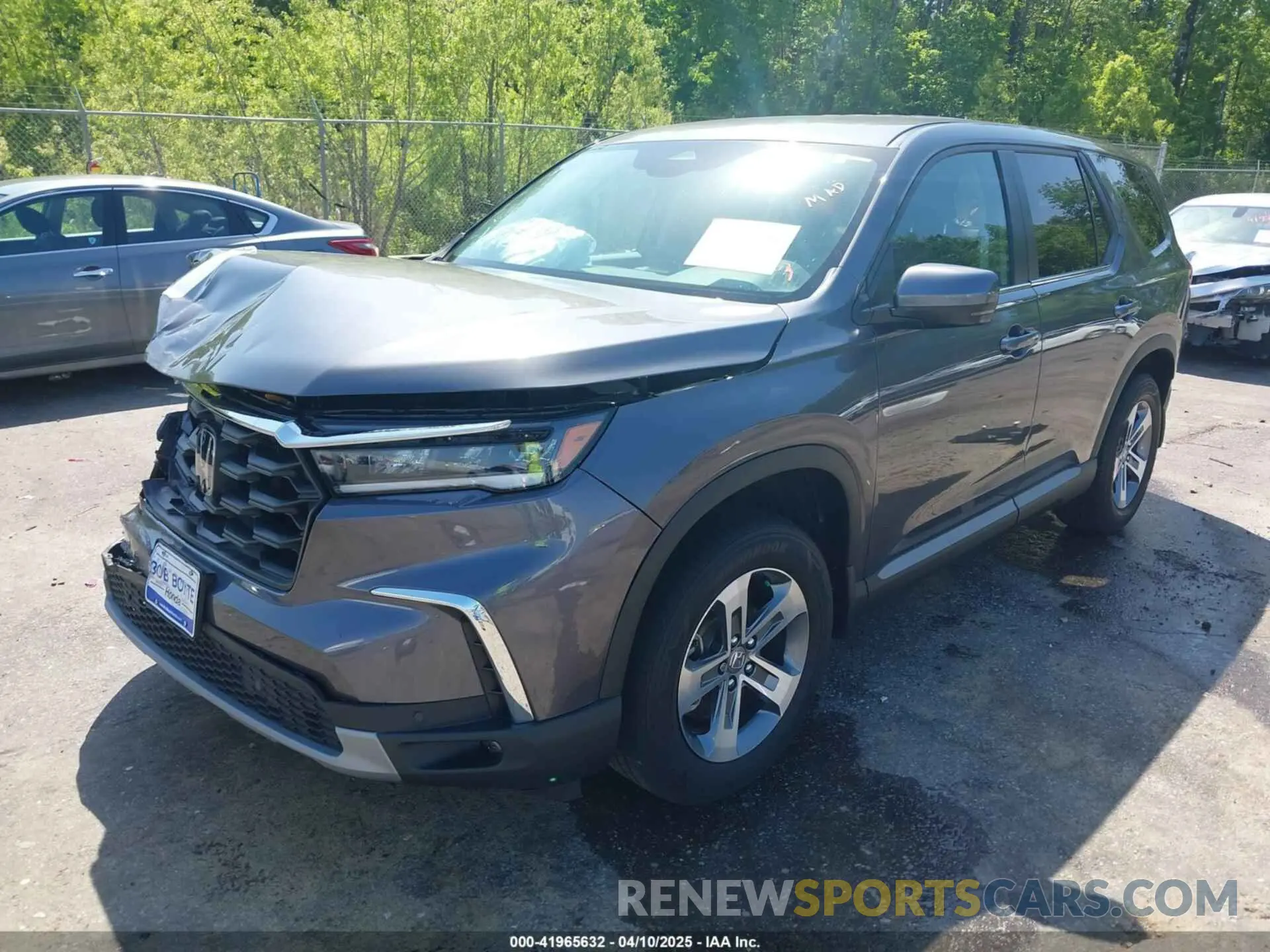 2 Photograph of a damaged car 5FNYG2H46SB008366 HONDA PILOT 2025