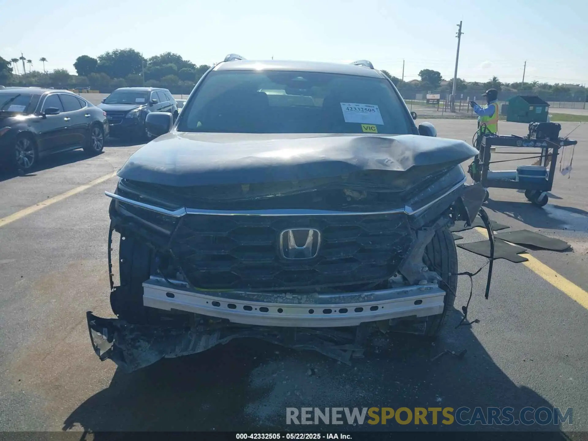 13 Фотография поврежденного автомобиля 5FNYG2H72SB014420 HONDA PILOT 2025