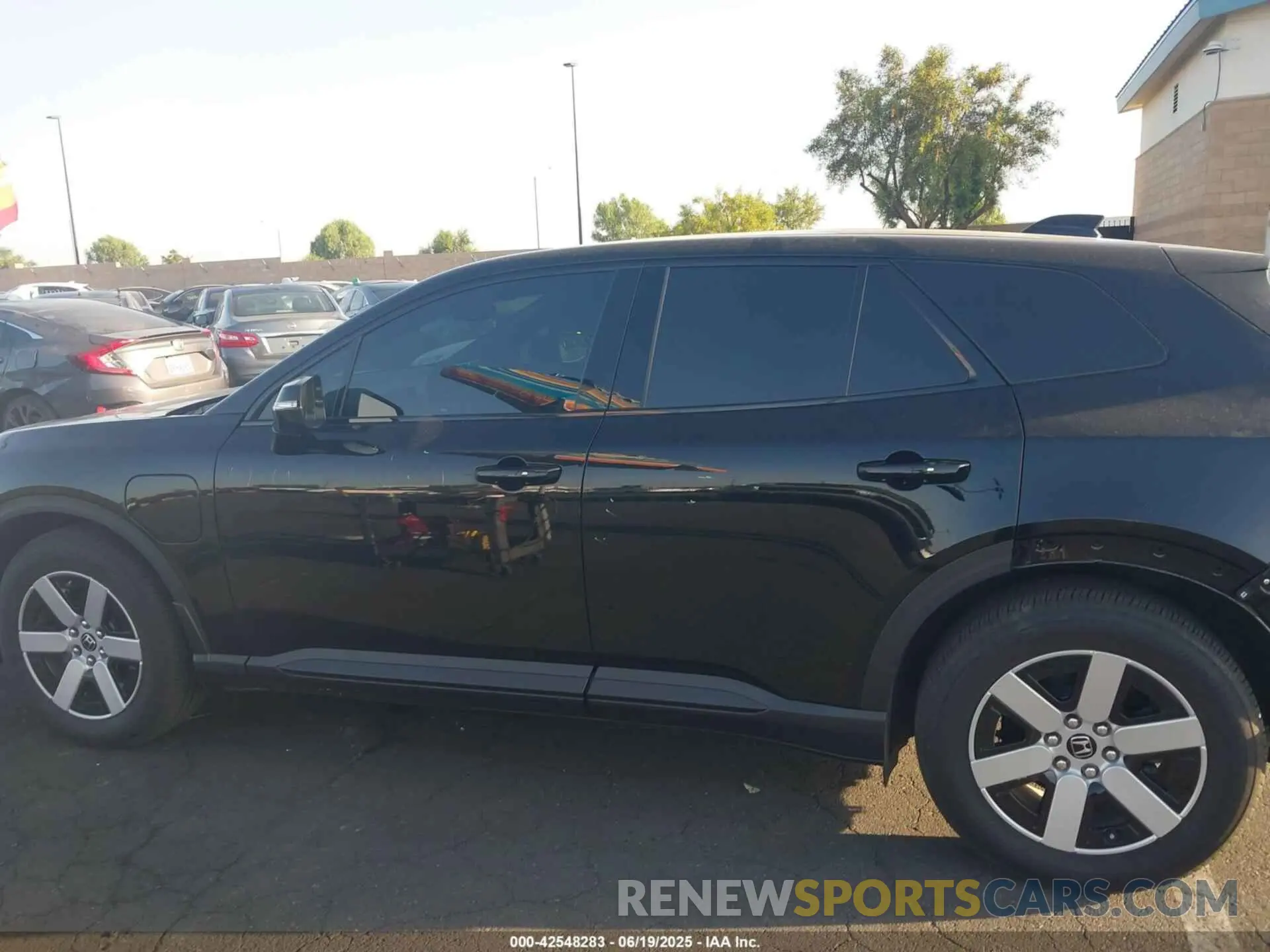 15 Photograph of a damaged car 3GPKHURM3RS525864 HONDA PROLOGUE 2024