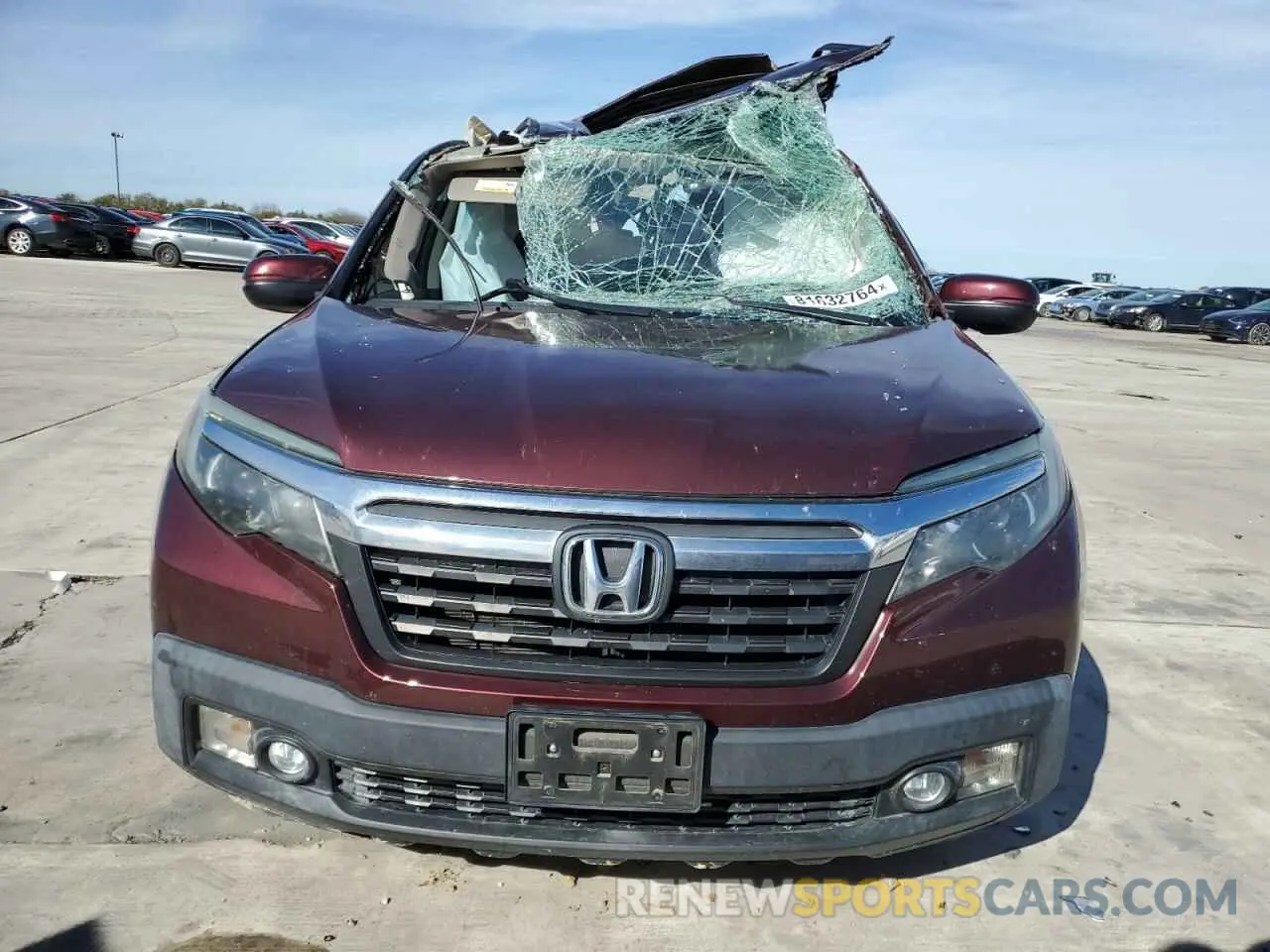 5 Photograph of a damaged car 5FPYK2F52KB001349 HONDA RIDGELINE 2019