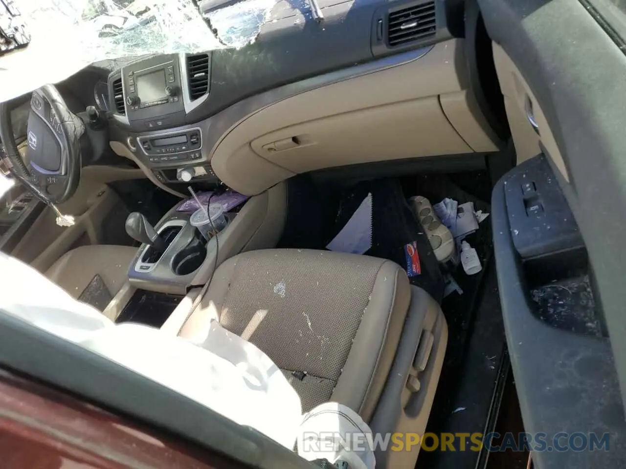 8 Photograph of a damaged car 5FPYK2F52KB001349 HONDA RIDGELINE 2019