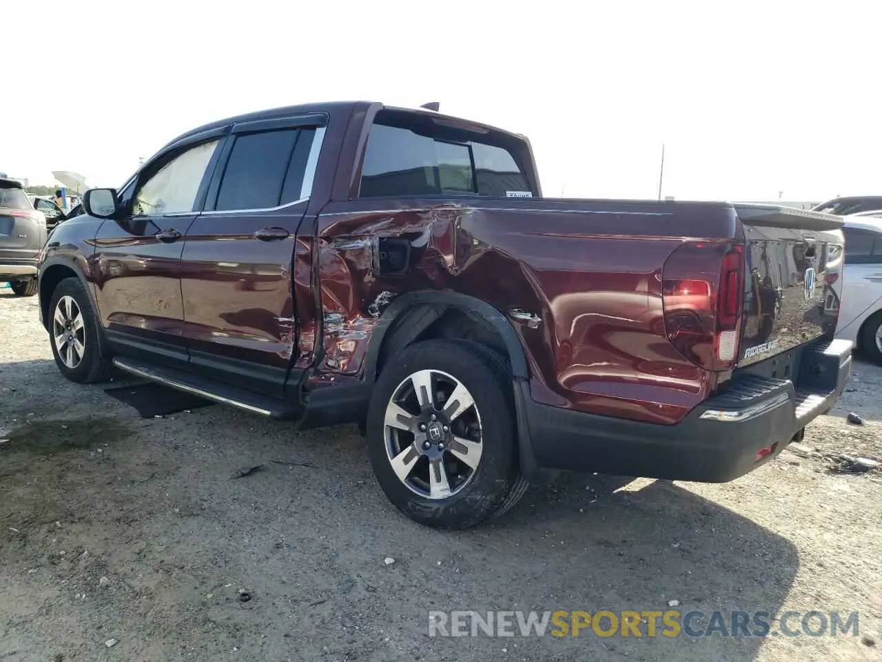 2 Photograph of a damaged car 5FPYK2F67KB001114 HONDA RIDGELINE 2019