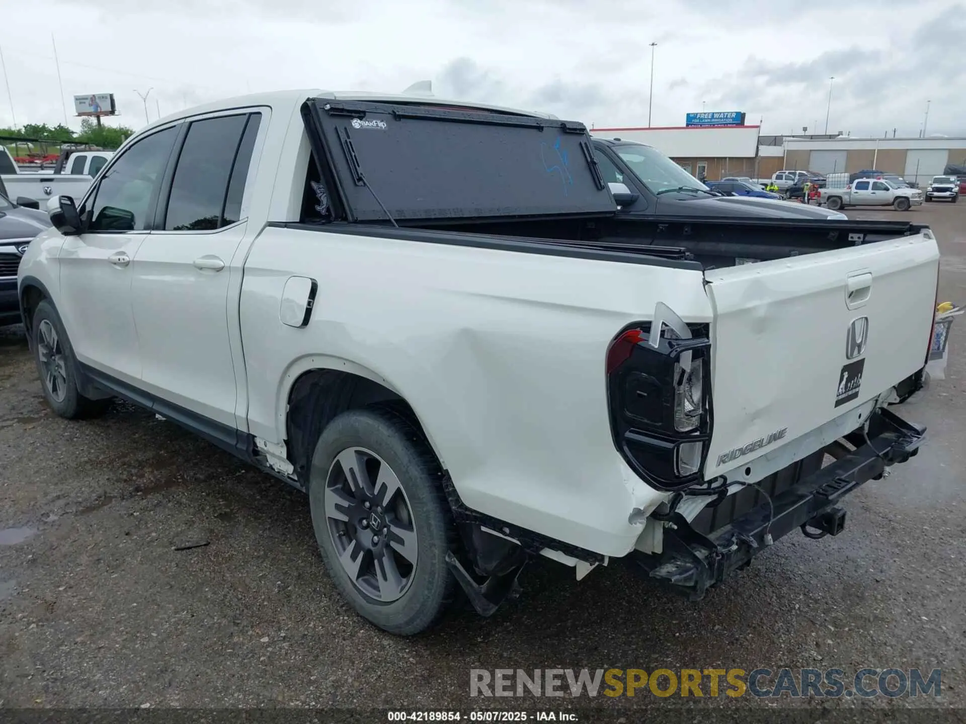 3 Фотография поврежденного автомобиля 5FPYK2F69KB004726 HONDA RIDGELINE 2019