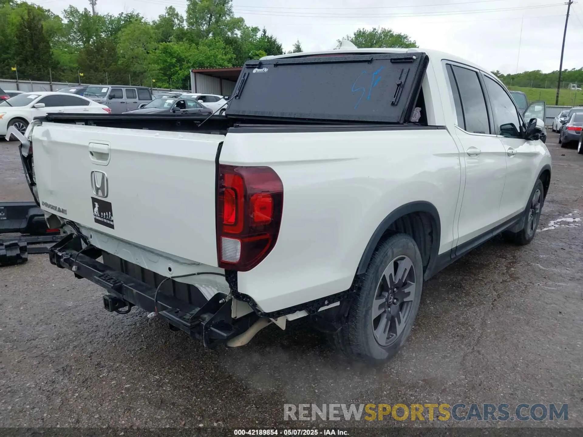 4 Фотография поврежденного автомобиля 5FPYK2F69KB004726 HONDA RIDGELINE 2019