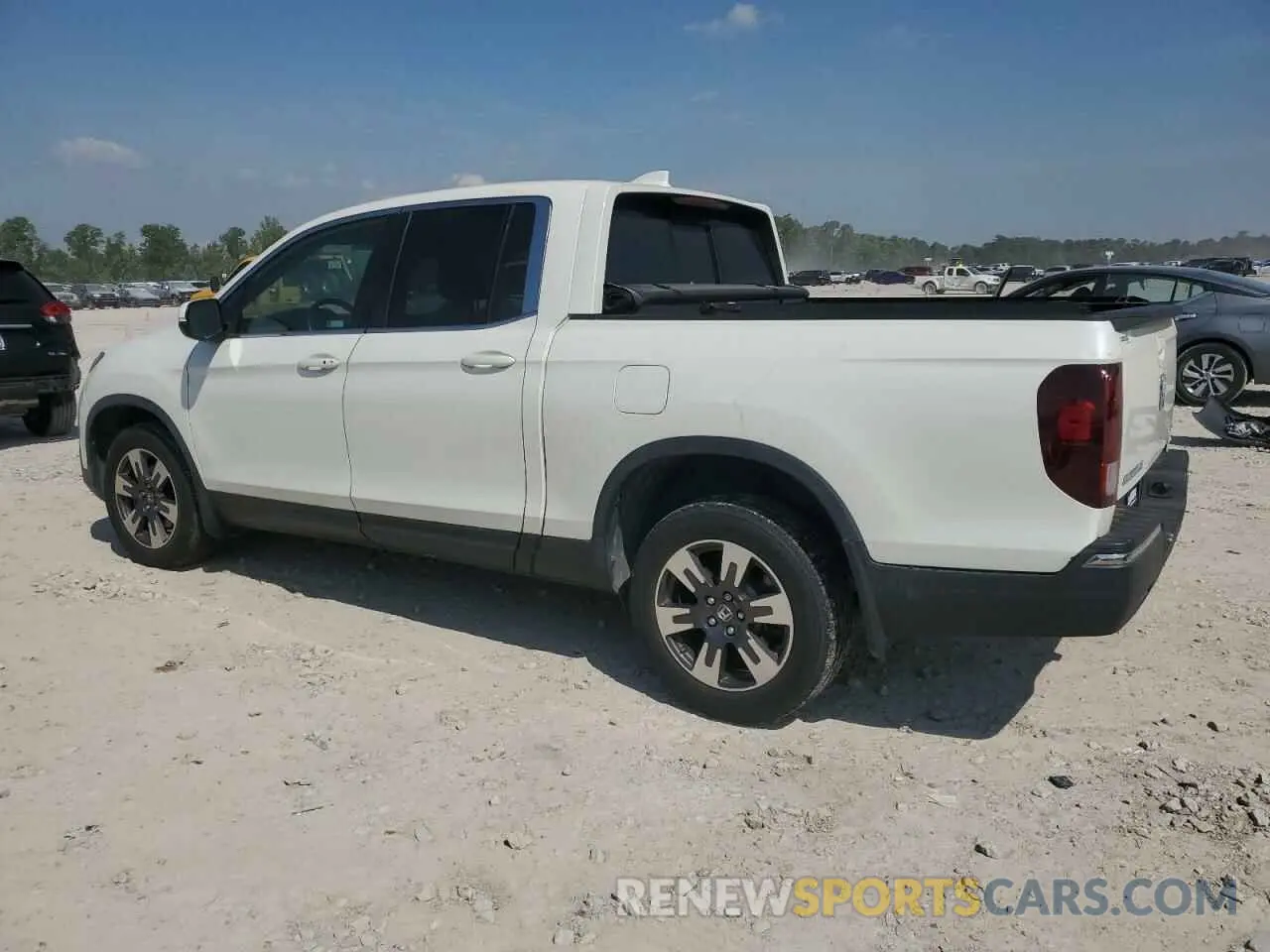 2 Photograph of a damaged car 5FPYK3F50KB007561 HONDA RIDGELINE 2019