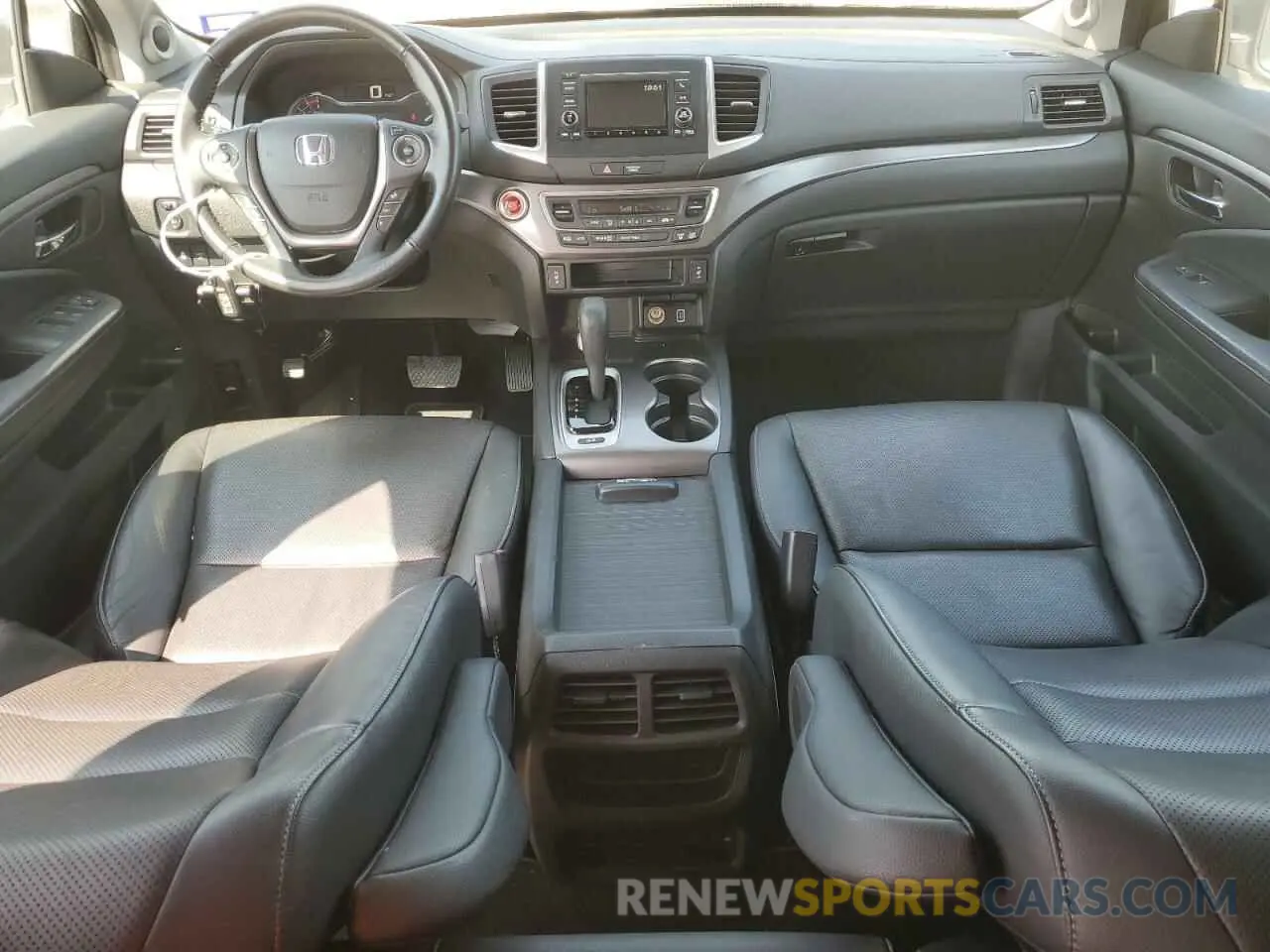 8 Photograph of a damaged car 5FPYK3F50KB007561 HONDA RIDGELINE 2019