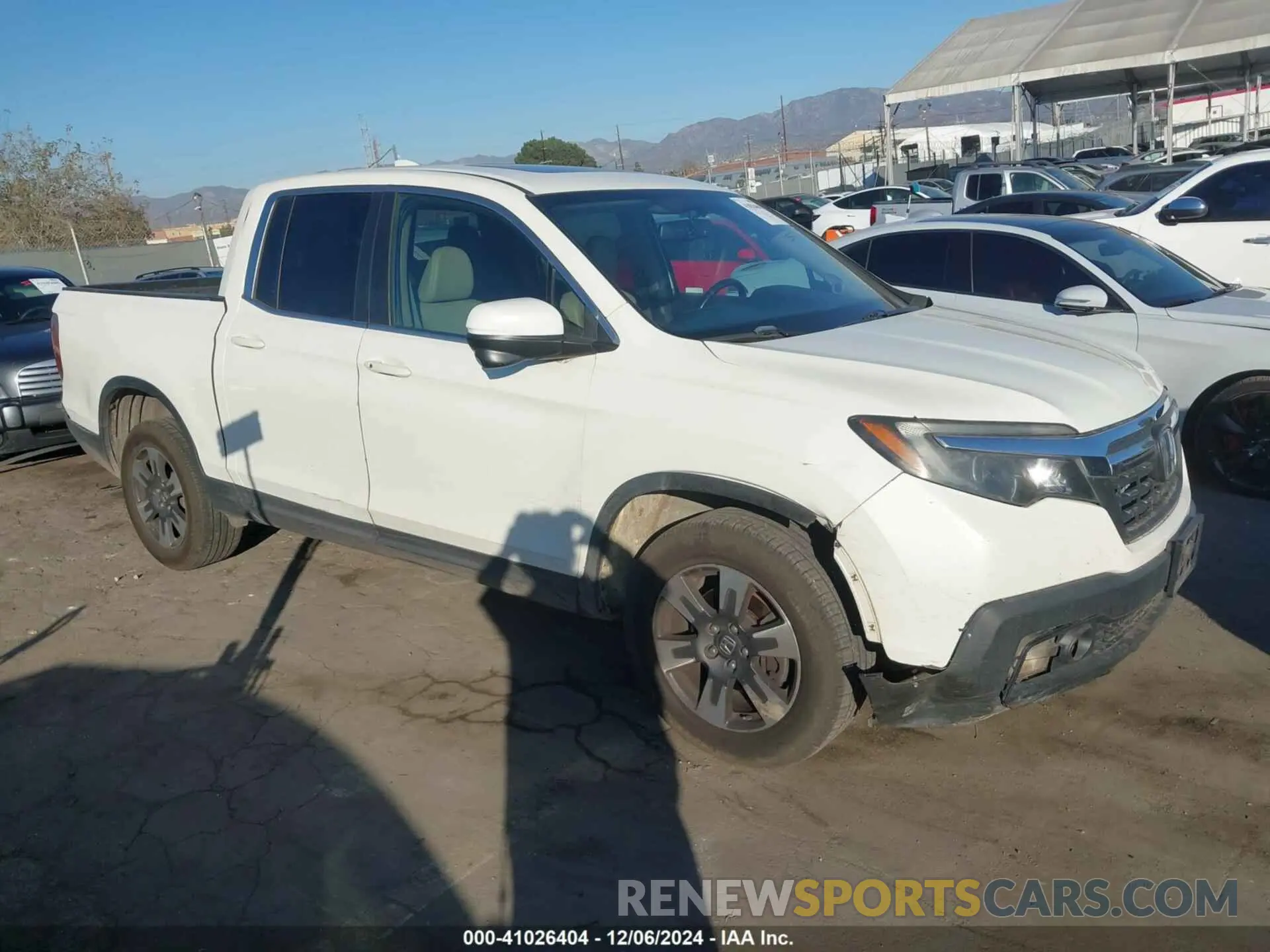 1 Фотография поврежденного автомобиля 5FPYK3F6XKB032833 HONDA RIDGELINE 2019
