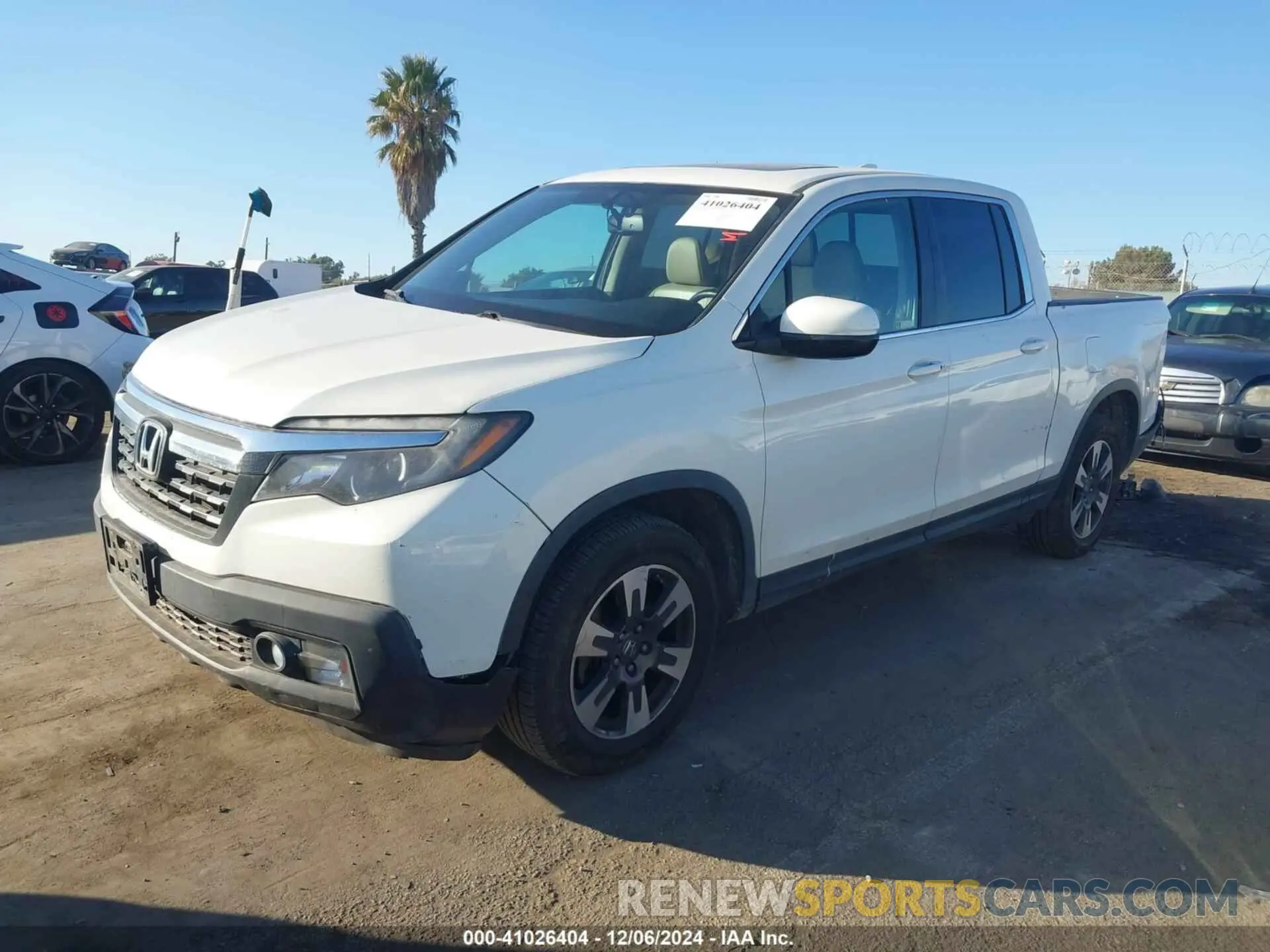 2 Фотография поврежденного автомобиля 5FPYK3F6XKB032833 HONDA RIDGELINE 2019
