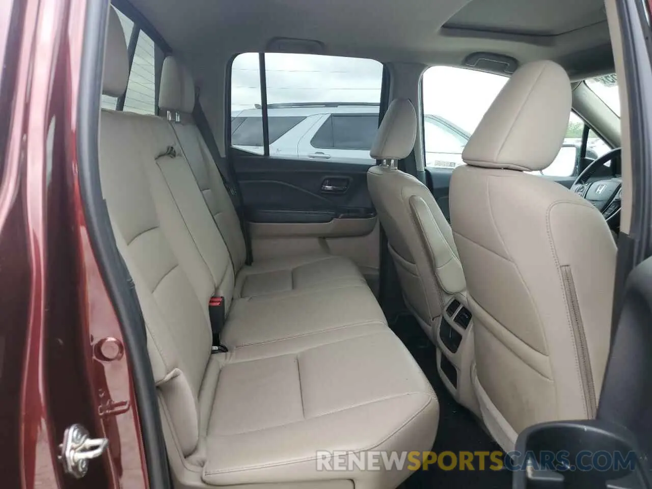 10 Photograph of a damaged car 5FPYK3F70KB002068 HONDA RIDGELINE 2019