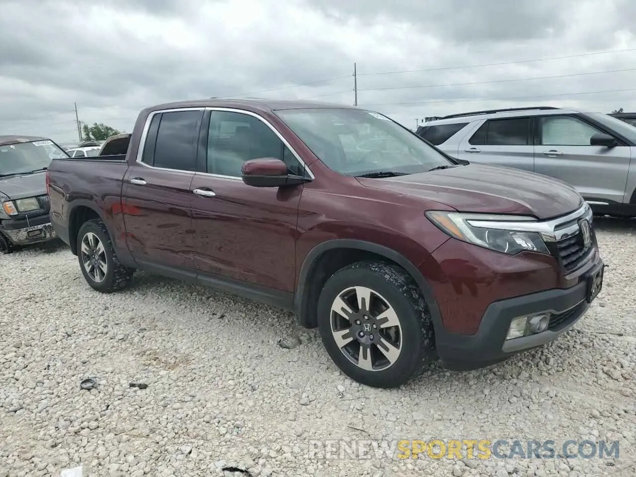 4 Photograph of a damaged car 5FPYK3F70KB002068 HONDA RIDGELINE 2019