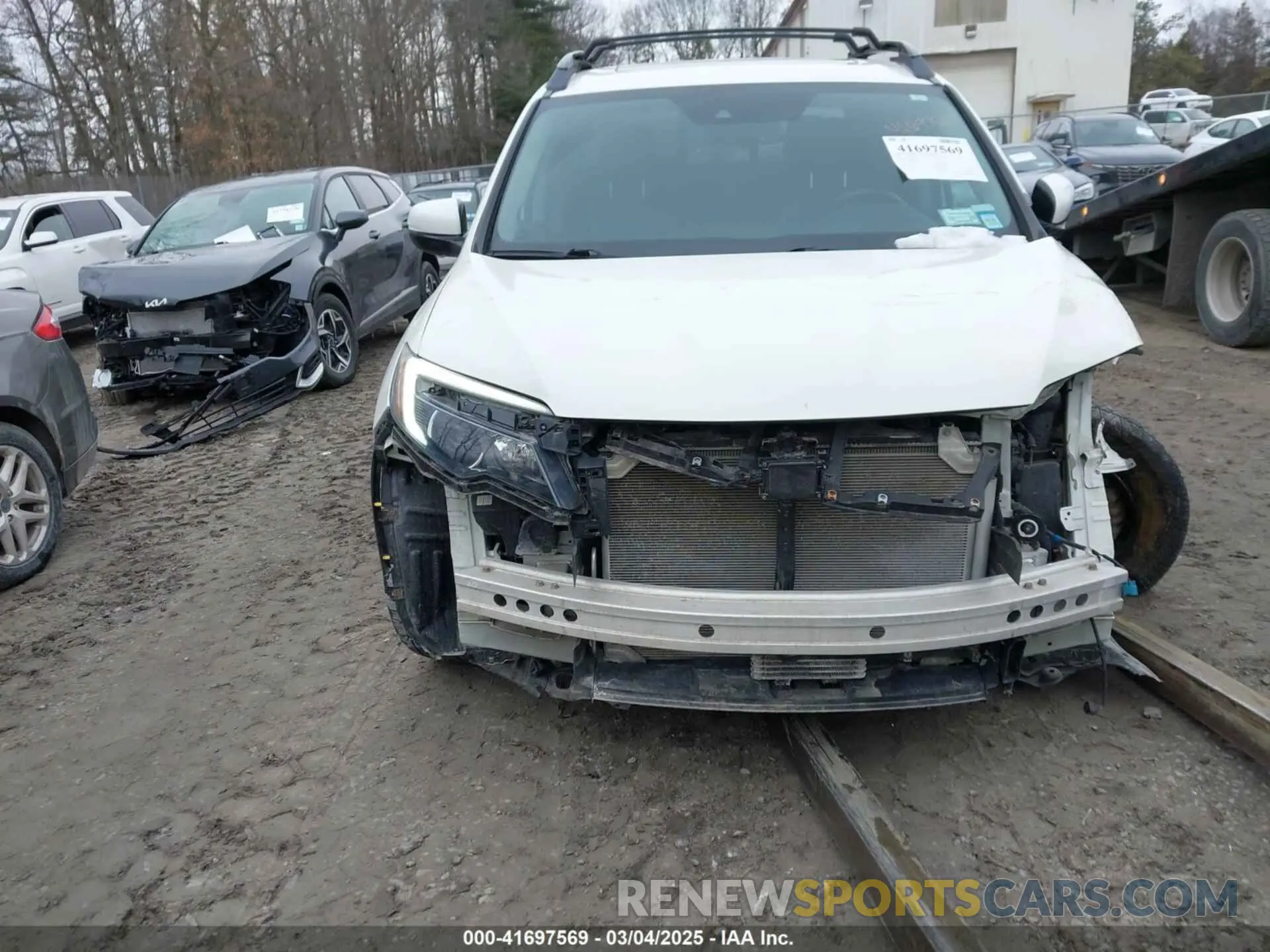 6 Photograph of a damaged car 5FPYK3F77KB007879 HONDA RIDGELINE 2019