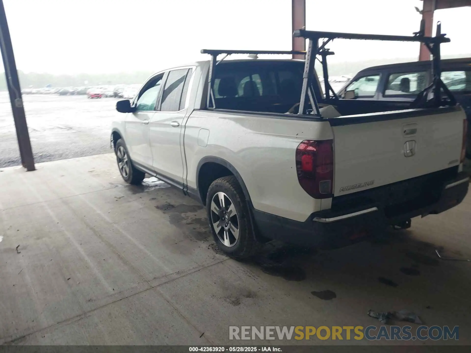 3 Фотография поврежденного автомобиля 5FPYK3F79KB020374 HONDA RIDGELINE 2019