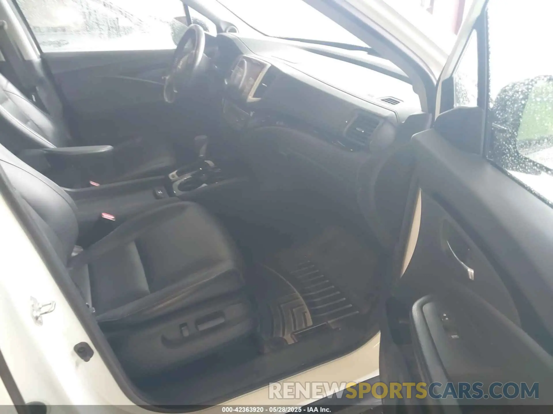 5 Фотография поврежденного автомобиля 5FPYK3F79KB020374 HONDA RIDGELINE 2019