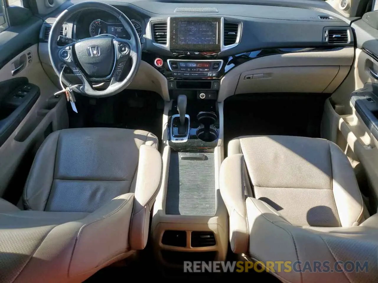 8 Photograph of a damaged car 5FPYK3F7XKB002241 HONDA RIDGELINE 2019