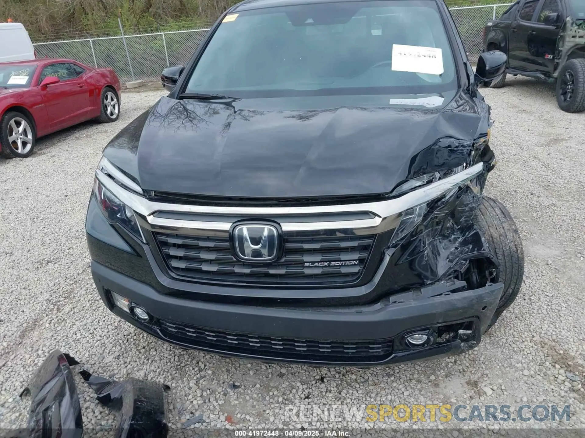 18 Photograph of a damaged car 5FPYK3F86KB048271 HONDA RIDGELINE 2019