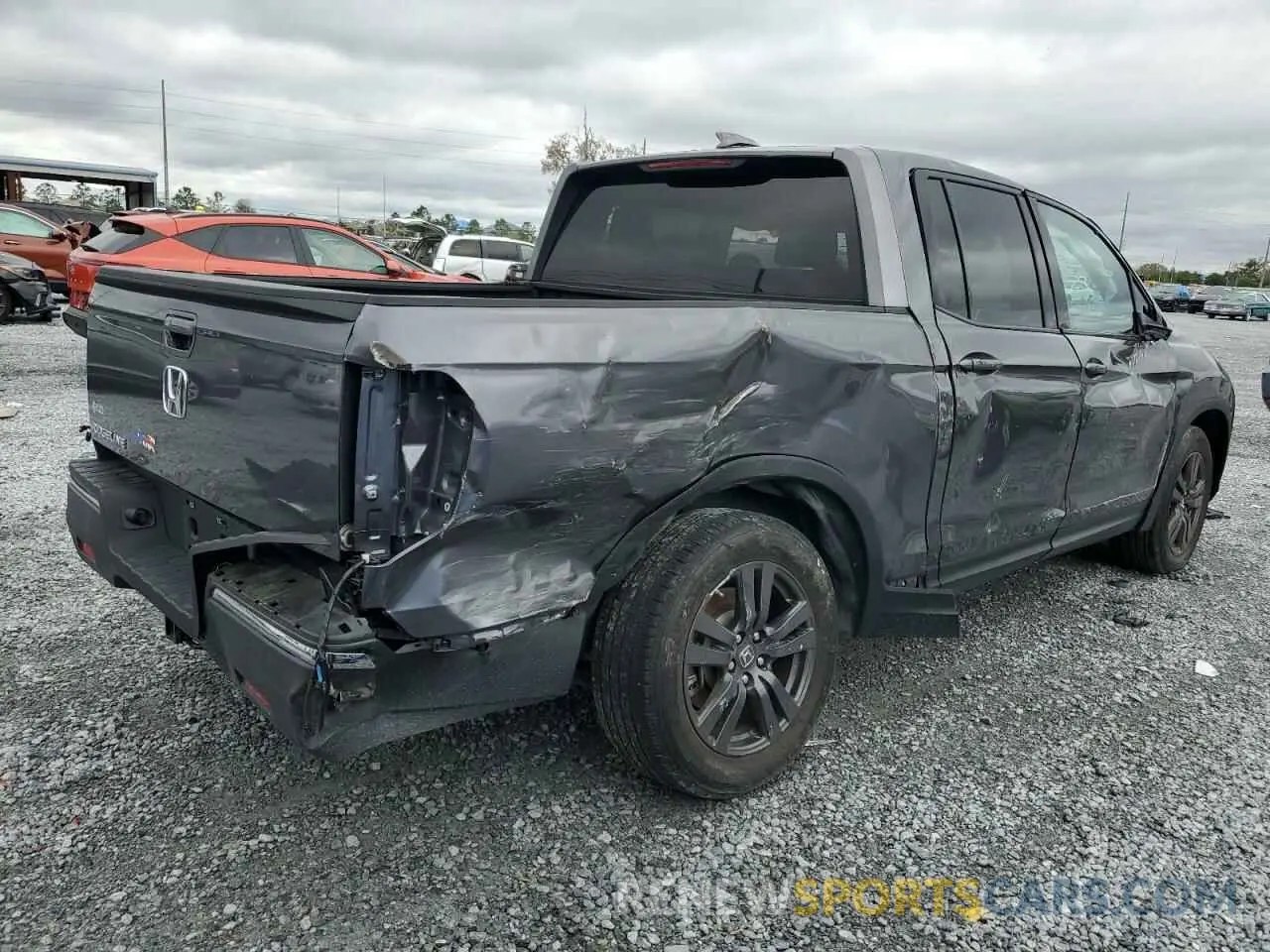 3 Photograph of a damaged car 5FPYK2F11LB000823 HONDA RIDGELINE 2020