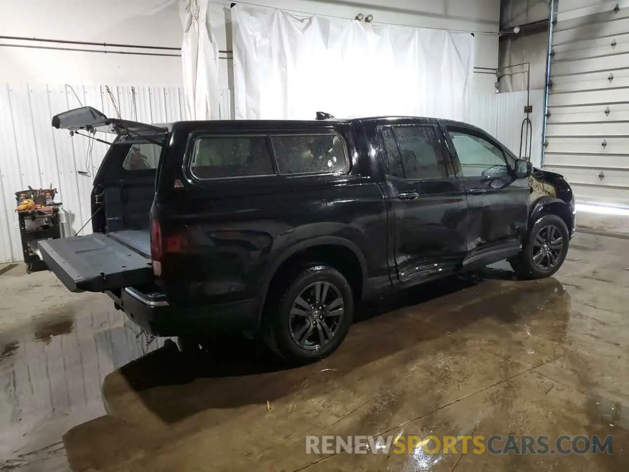 3 Photograph of a damaged car 5FPYK3F10LB013293 HONDA RIDGELINE 2020