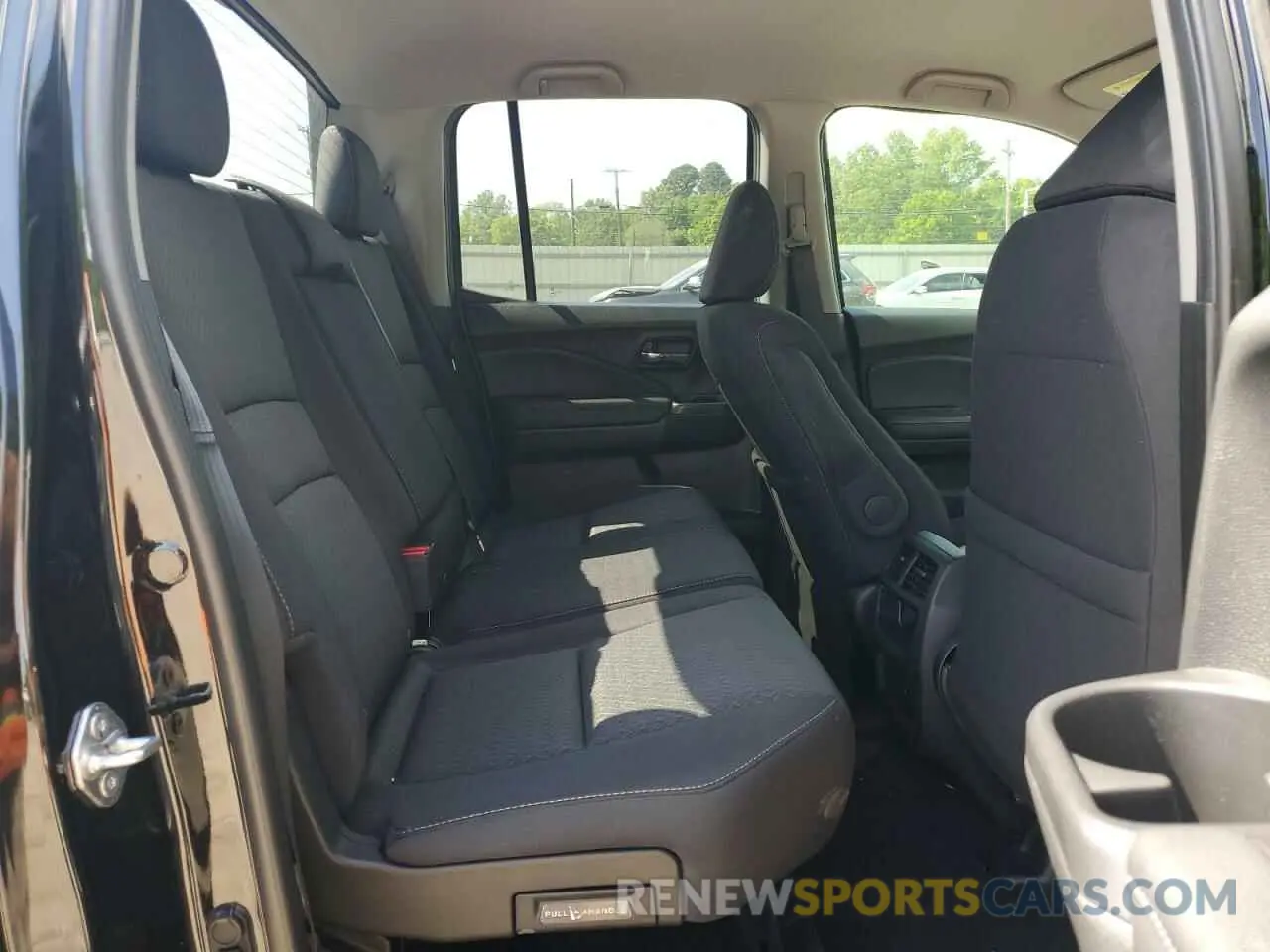 10 Photograph of a damaged car 5FPYK3F18LB028351 HONDA RIDGELINE 2020