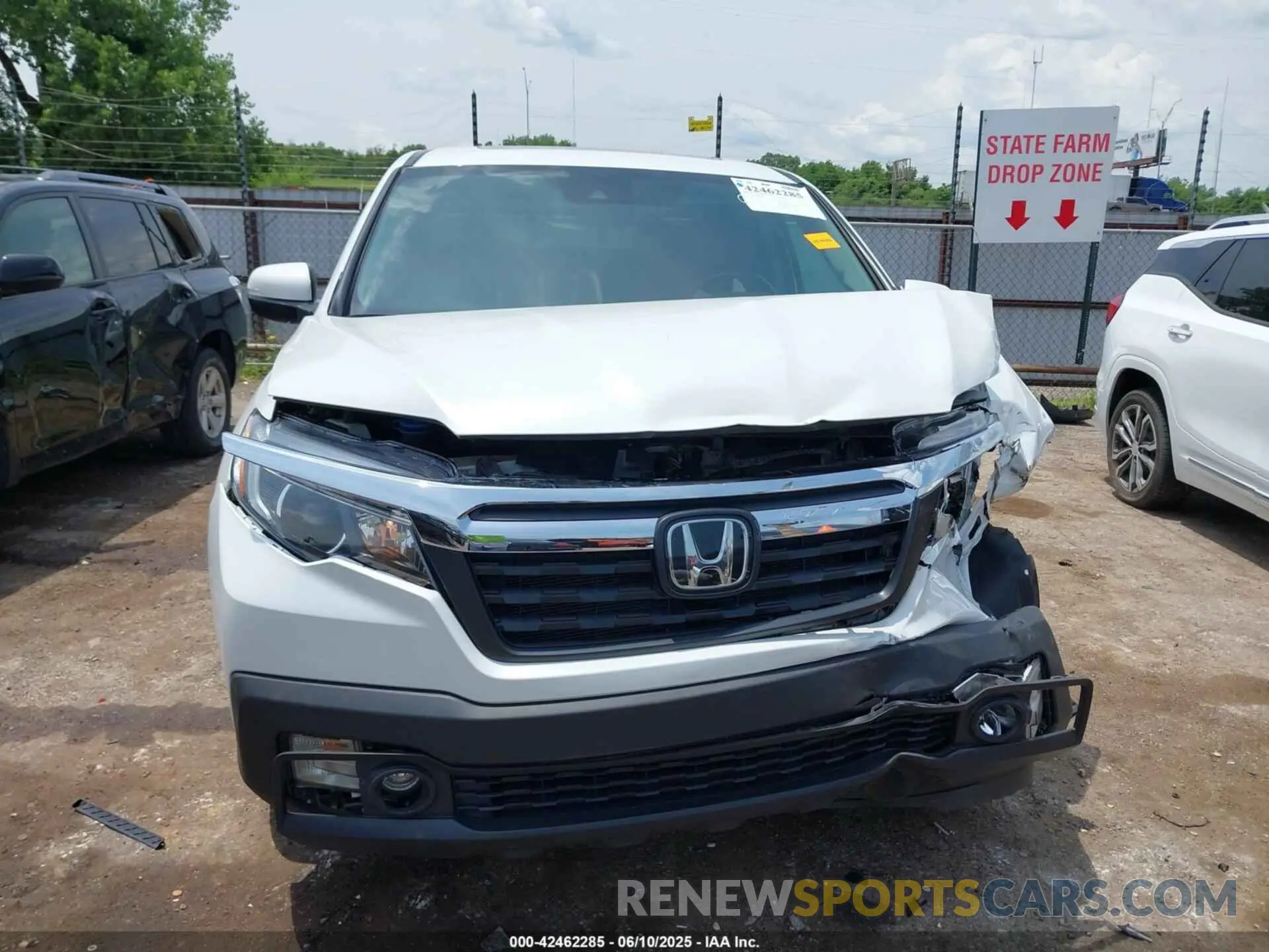 13 Photograph of a damaged car 5FPYK3F51LB029859 HONDA RIDGELINE 2020