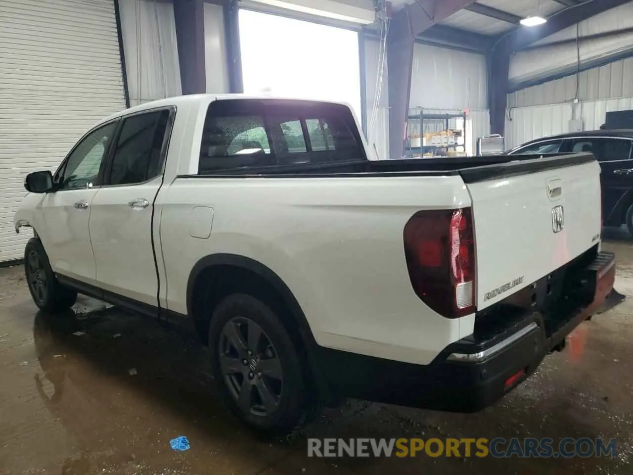 2 Photograph of a damaged car 5FPYK3F72LB018726 HONDA RIDGELINE 2020
