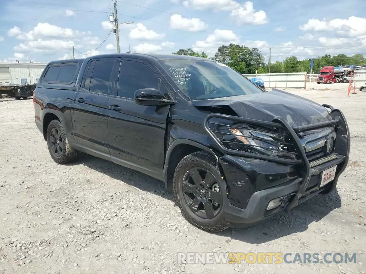 4 Photograph of a damaged car 5FPYK3F86LB024036 HONDA RIDGELINE 2020