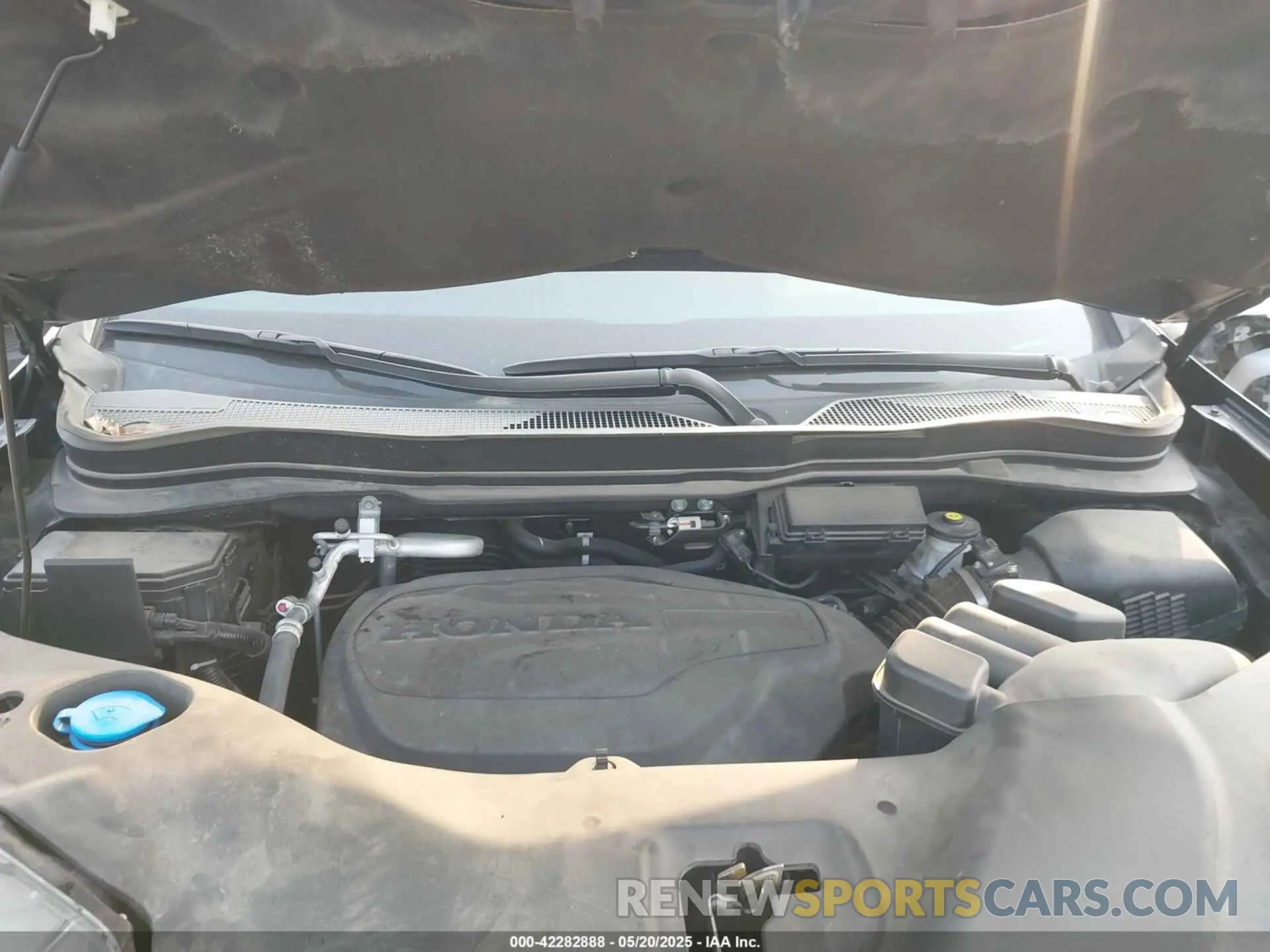 10 Photograph of a damaged car 5FPYK3F87LB026779 HONDA RIDGELINE 2020