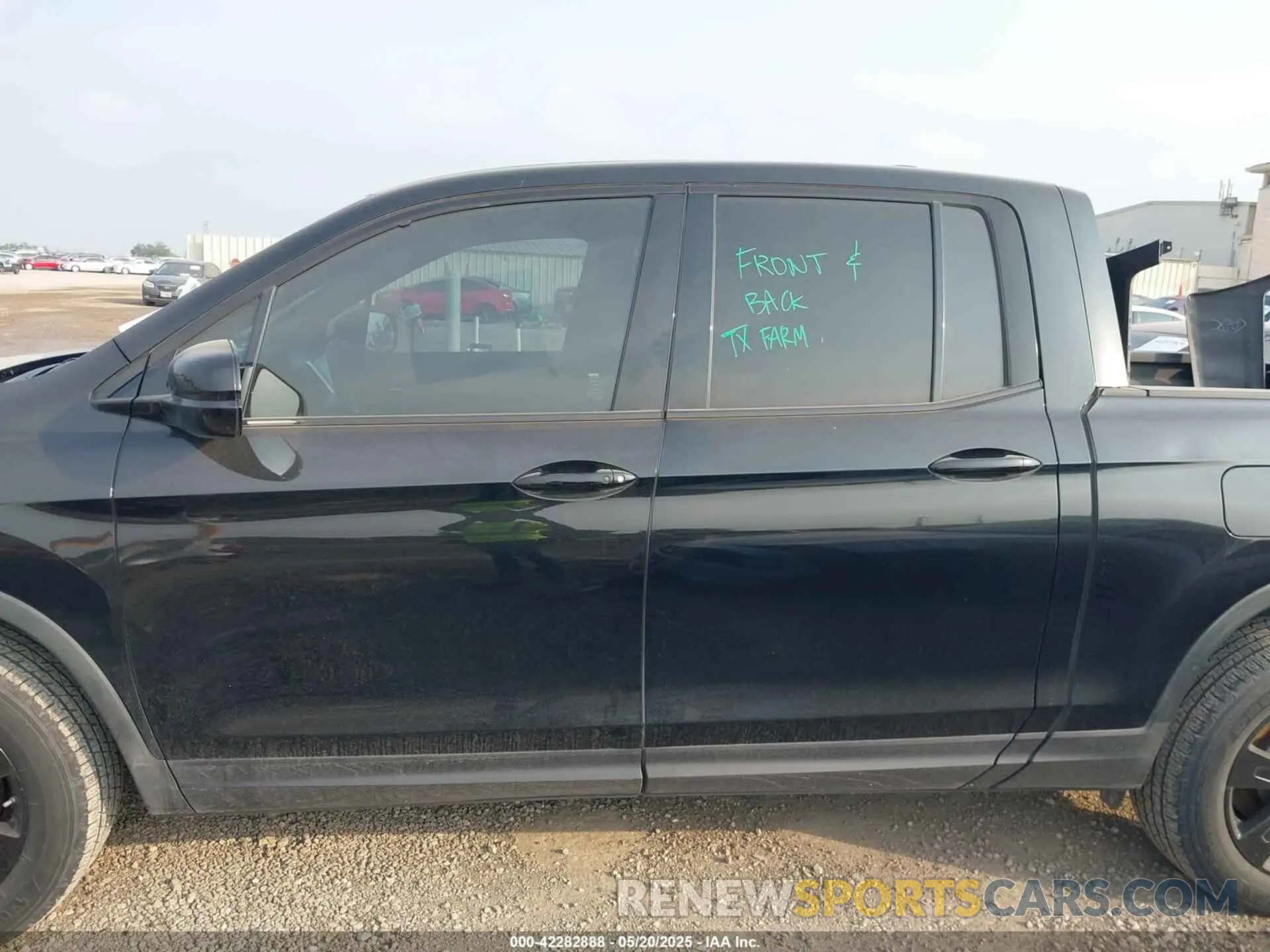 15 Photograph of a damaged car 5FPYK3F87LB026779 HONDA RIDGELINE 2020
