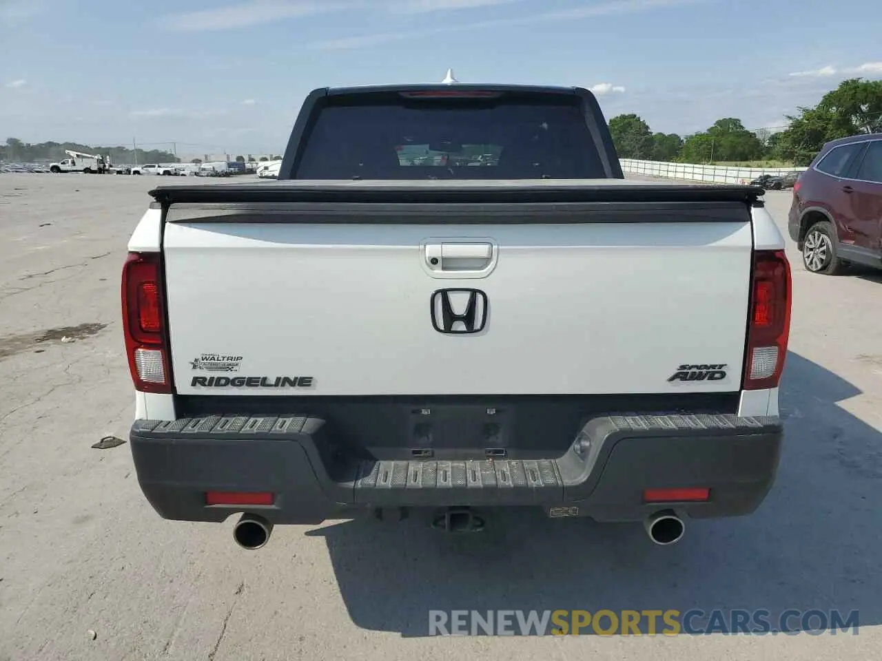 6 Photograph of a damaged car 5FPYK3F18MB009882 HONDA RIDGELINE 2021