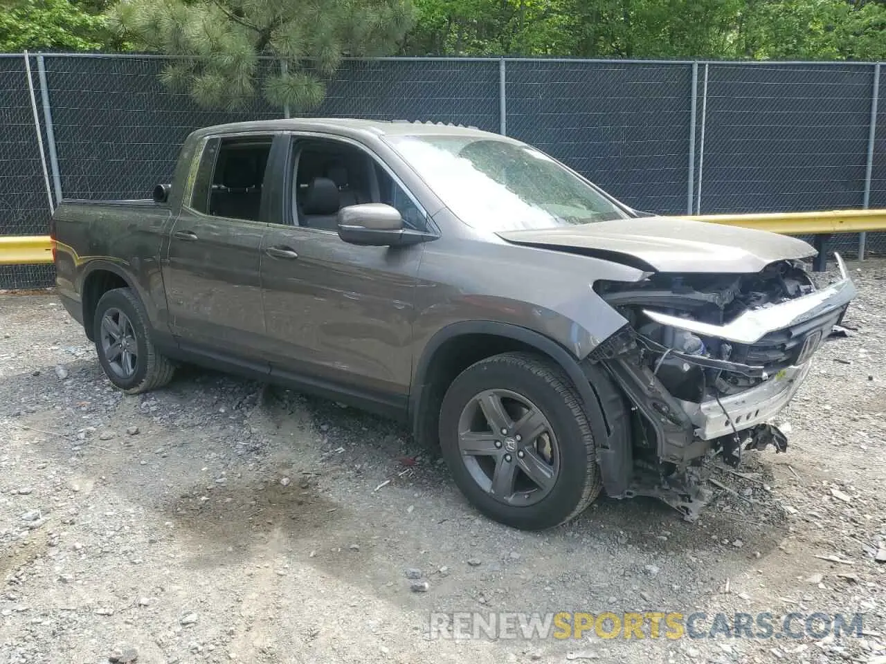 4 Photograph of a damaged car 5FPYK3F52MB016006 HONDA RIDGELINE 2021