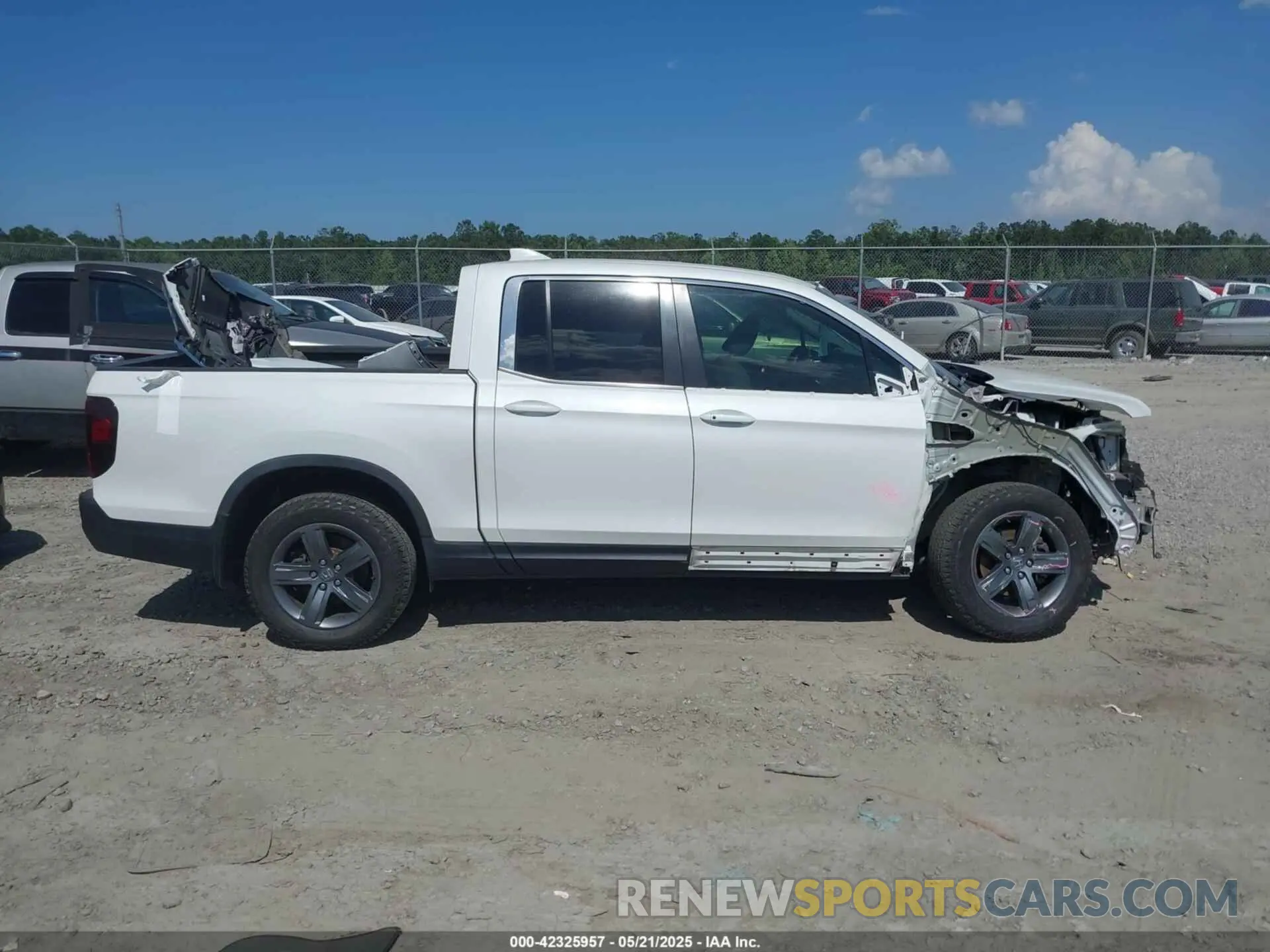 13 Фотография поврежденного автомобиля 5FPYK3F51NB025152 HONDA RIDGELINE 2022