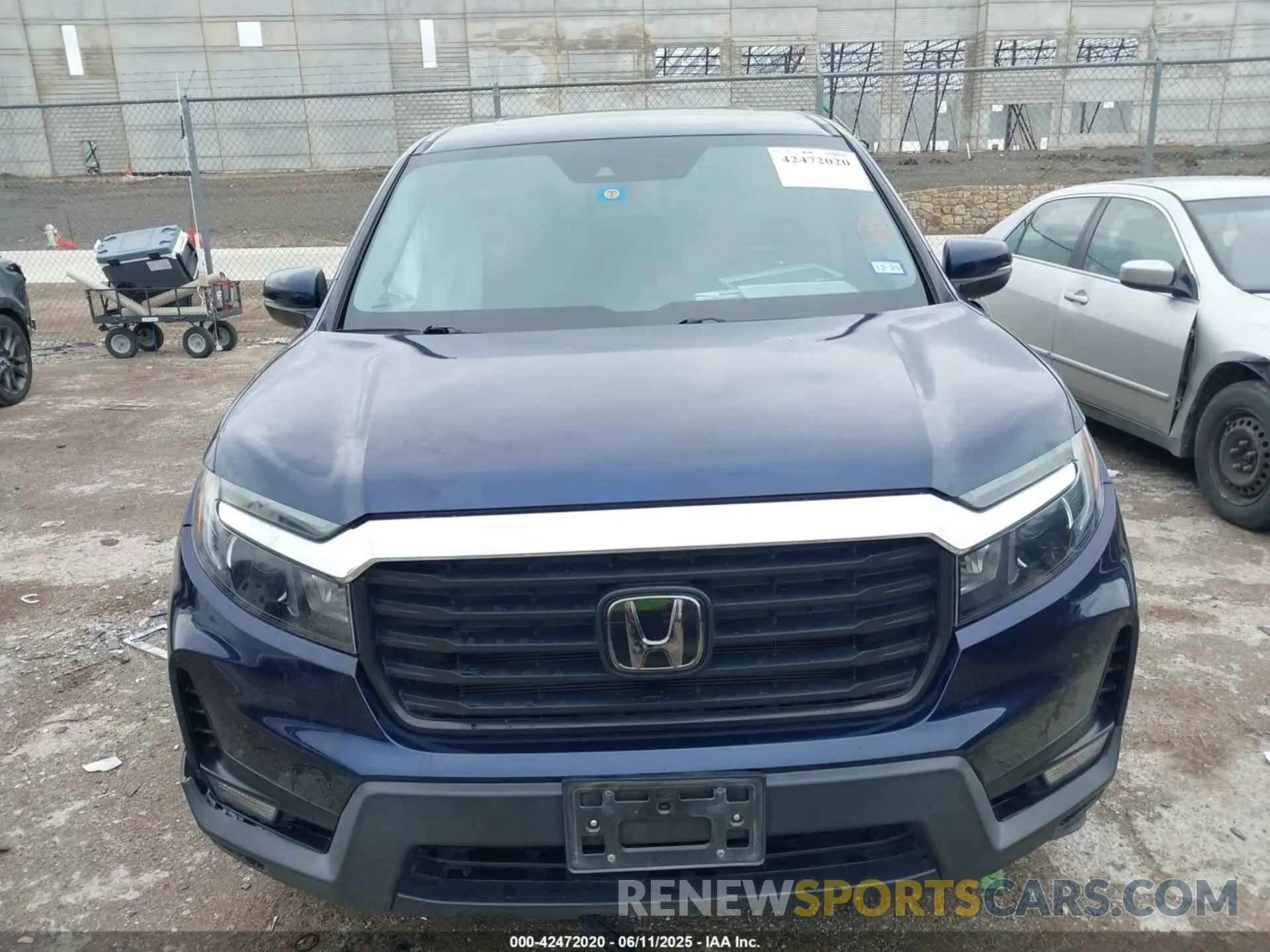 12 Photograph of a damaged car 5FPYK3F5XNB002419 HONDA RIDGELINE 2022