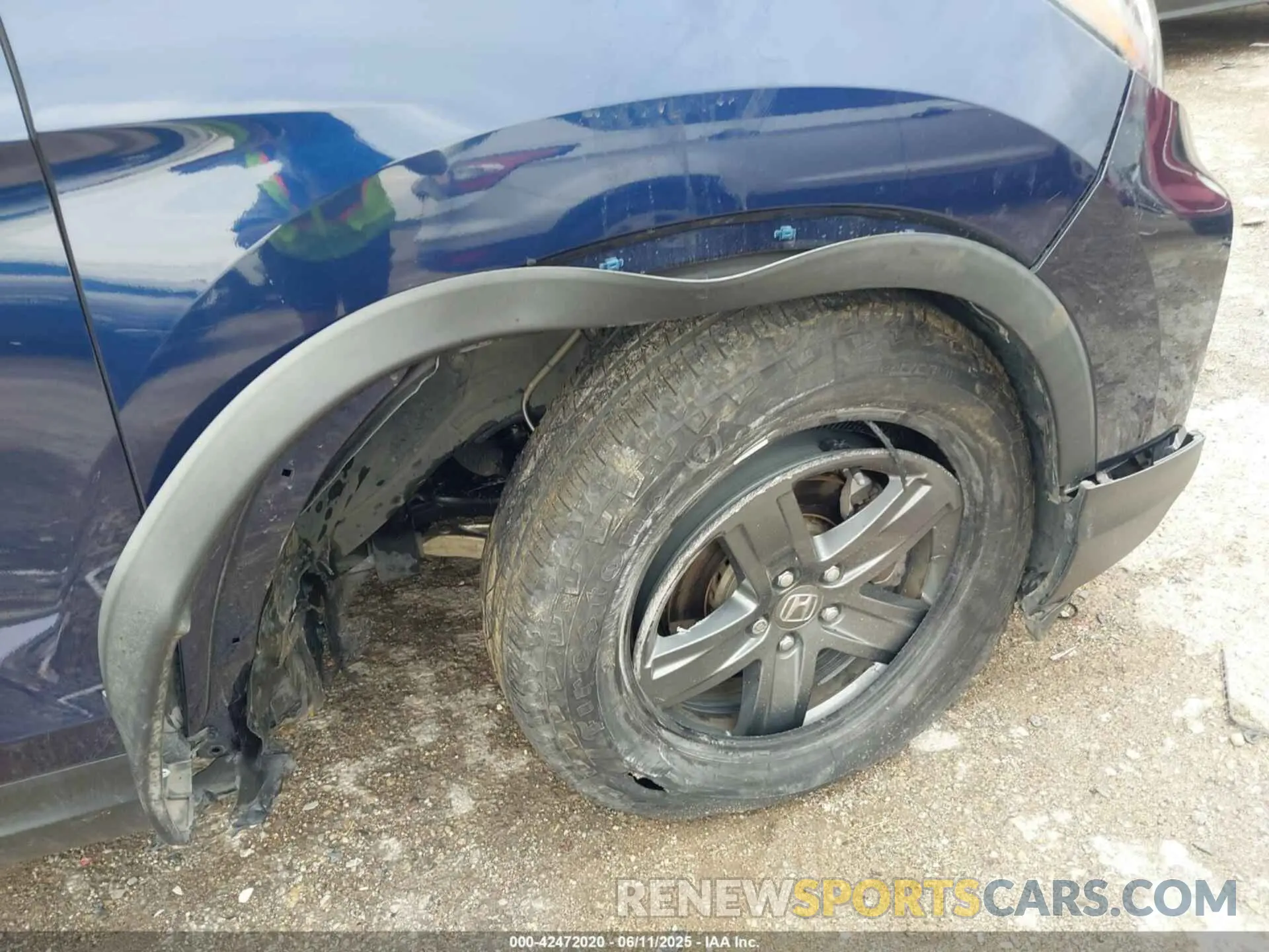 6 Photograph of a damaged car 5FPYK3F5XNB002419 HONDA RIDGELINE 2022