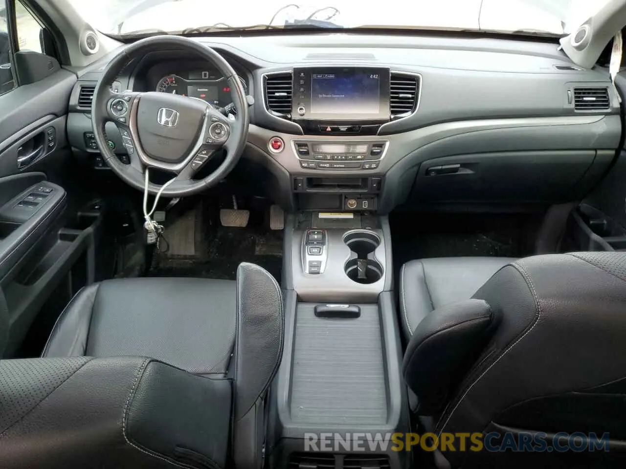 8 Photograph of a damaged car 5FPYK3F79NB010478 HONDA RIDGELINE 2022