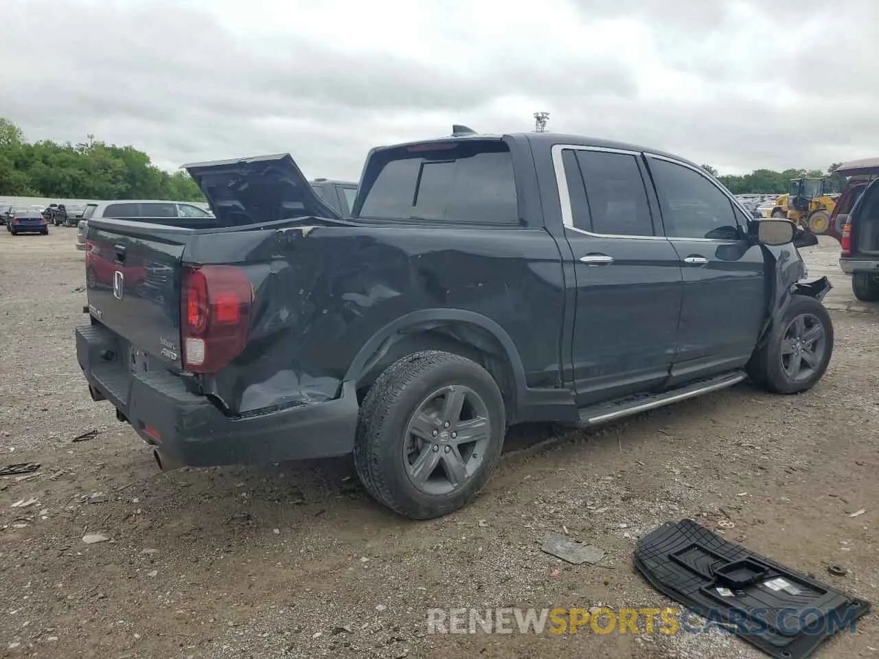 3 Photograph of a damaged car 5FPYK3F7XNB002065 HONDA RIDGELINE 2022