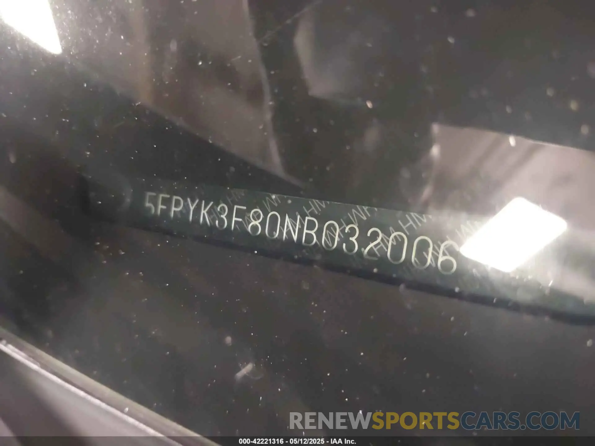 18 Photograph of a damaged car 5FPYK3F80NB032006 HONDA RIDGELINE 2022