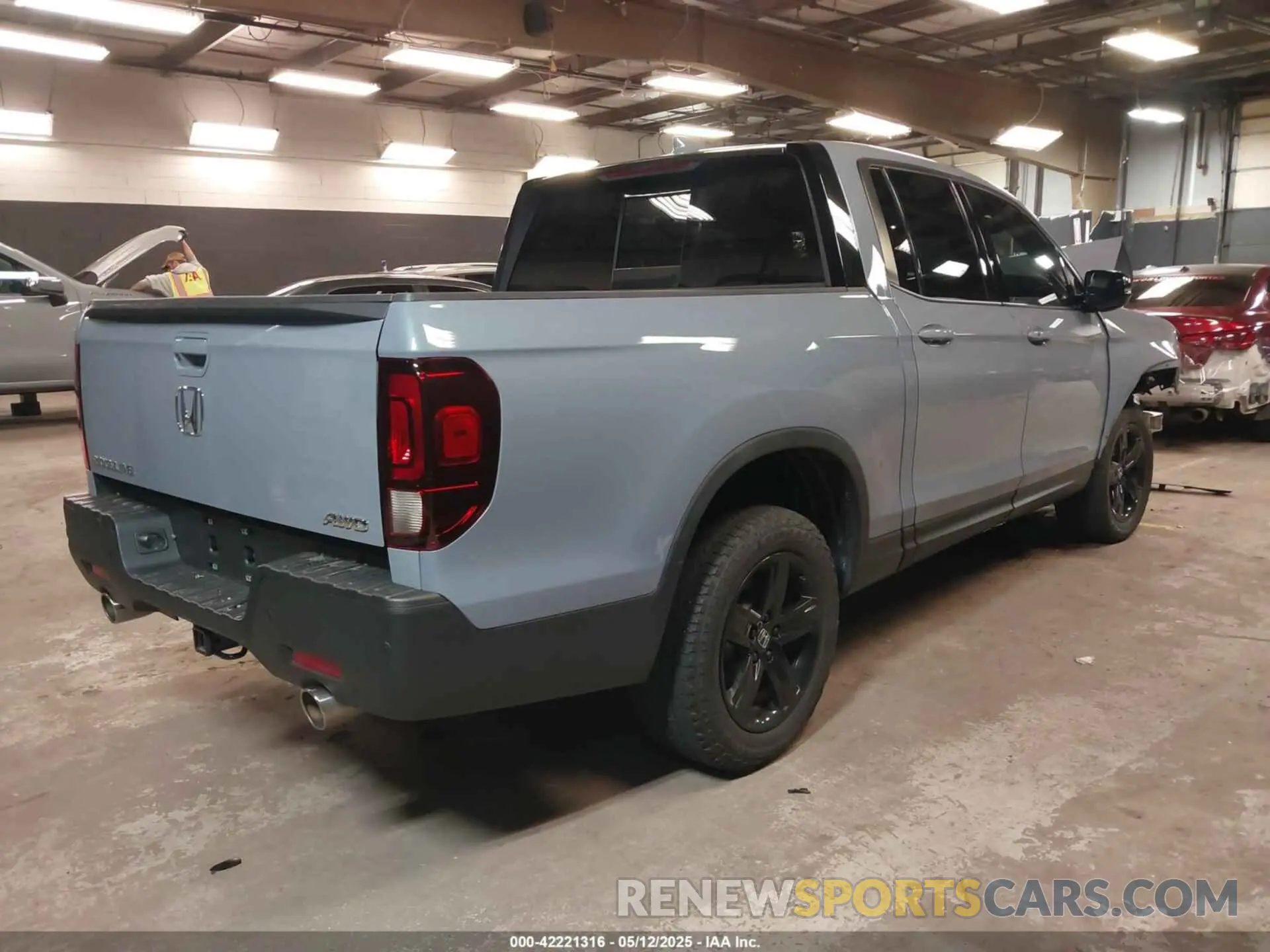 4 Photograph of a damaged car 5FPYK3F80NB032006 HONDA RIDGELINE 2022