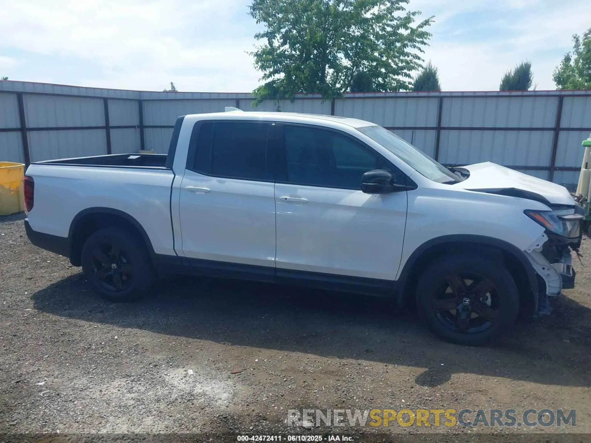 14 Photograph of a damaged car 5FPYK3F80NB039490 HONDA RIDGELINE 2022